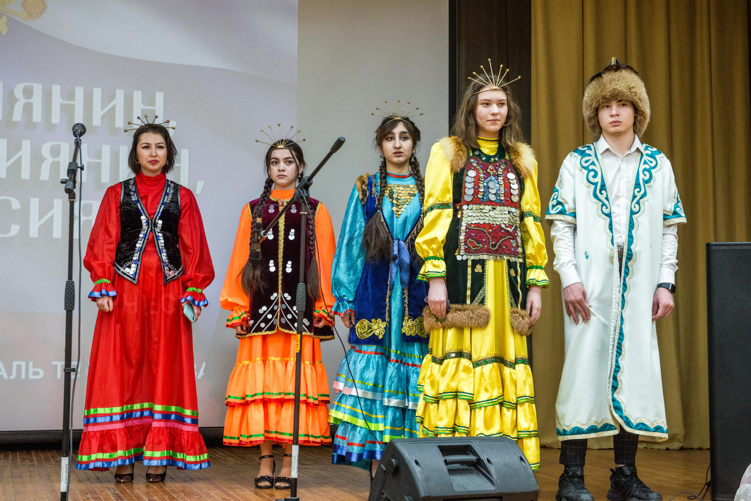 «Я-россиянин, ты — россиянин, мы — россияне!». Свадебный фотограф на Урале Виктор Соколов