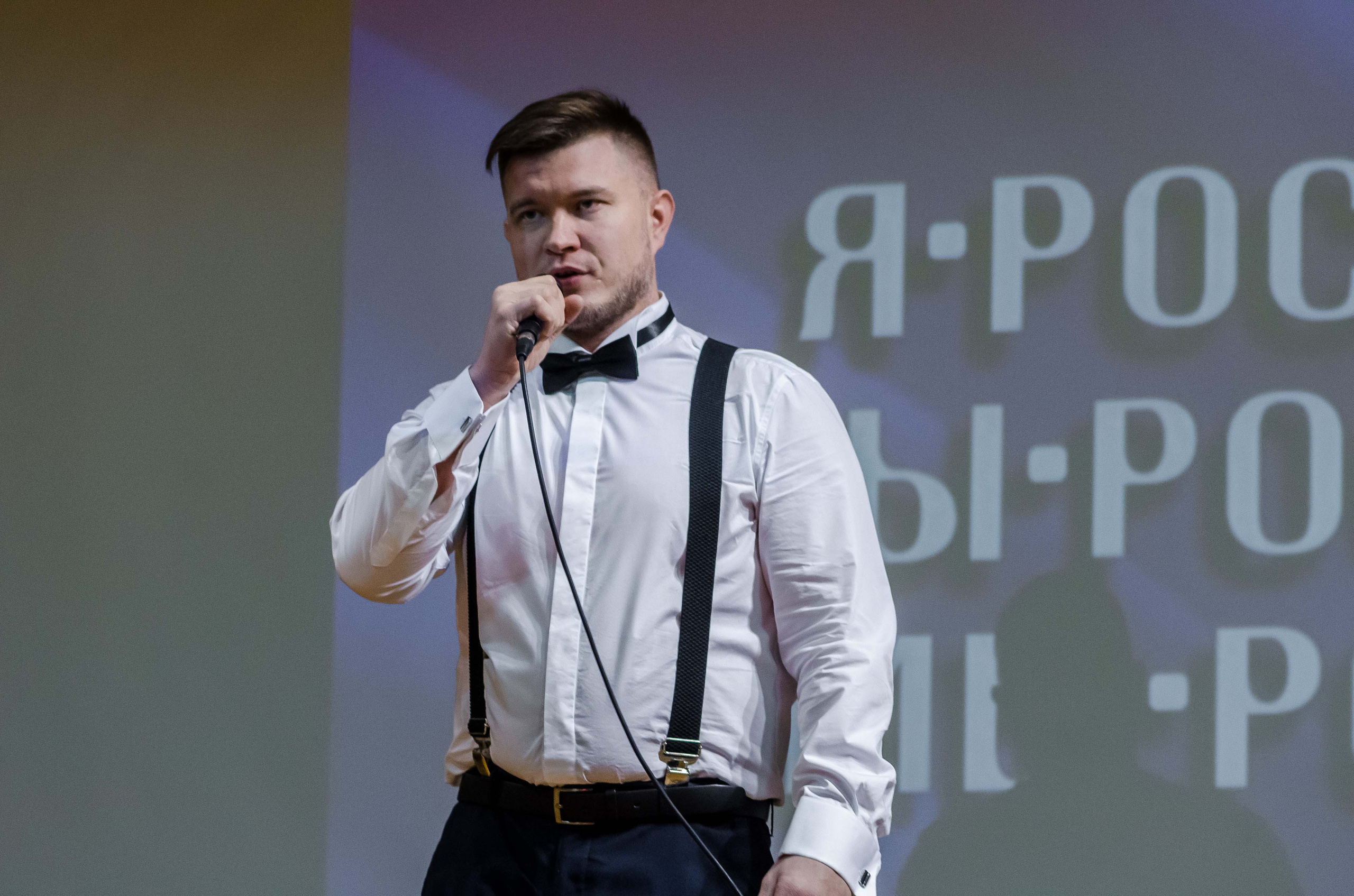 «Я-россиянин, ты — россиянин, мы — россияне!». Свадебный фотограф на Урале Виктор Соколов