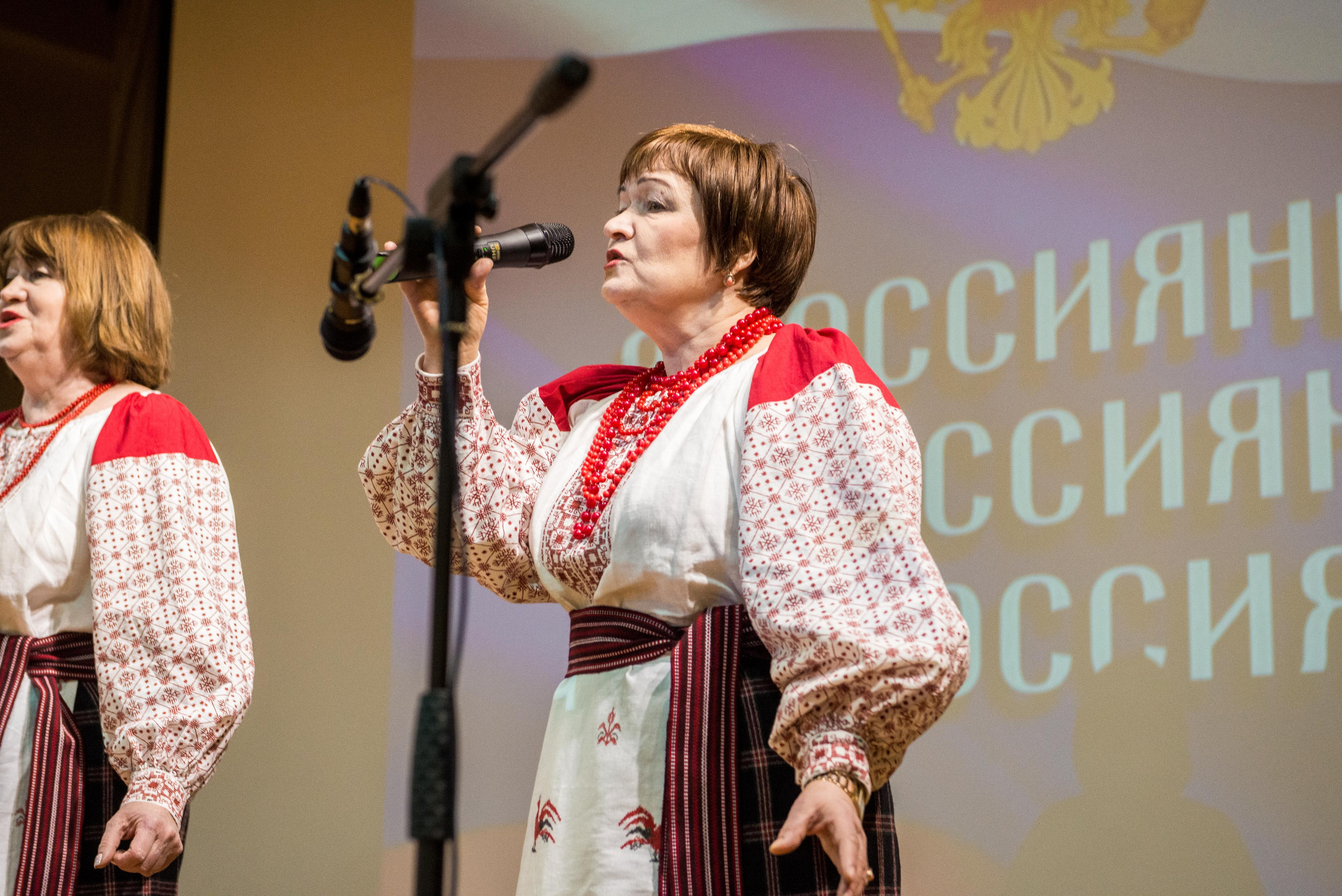 «Я-россиянин, ты — россиянин, мы — россияне!». Свадебный фотограф на Урале Виктор Соколов