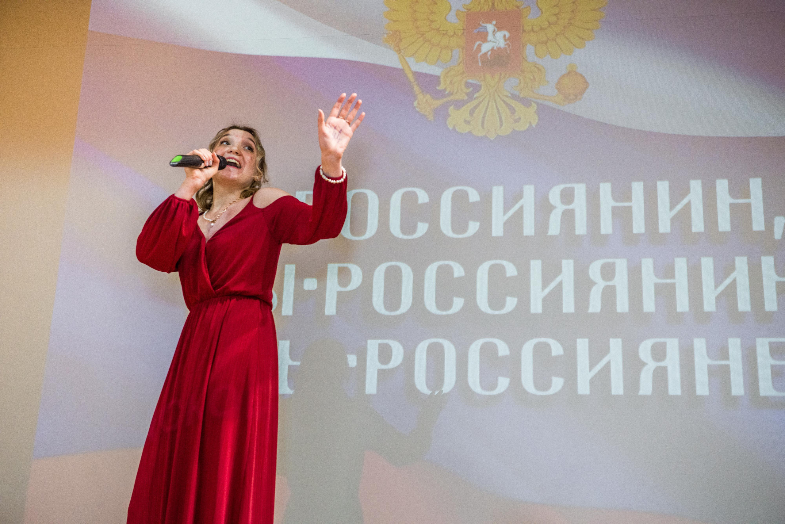 «Я-россиянин, ты — россиянин, мы — россияне!». Свадебный фотограф на Урале Виктор Соколов