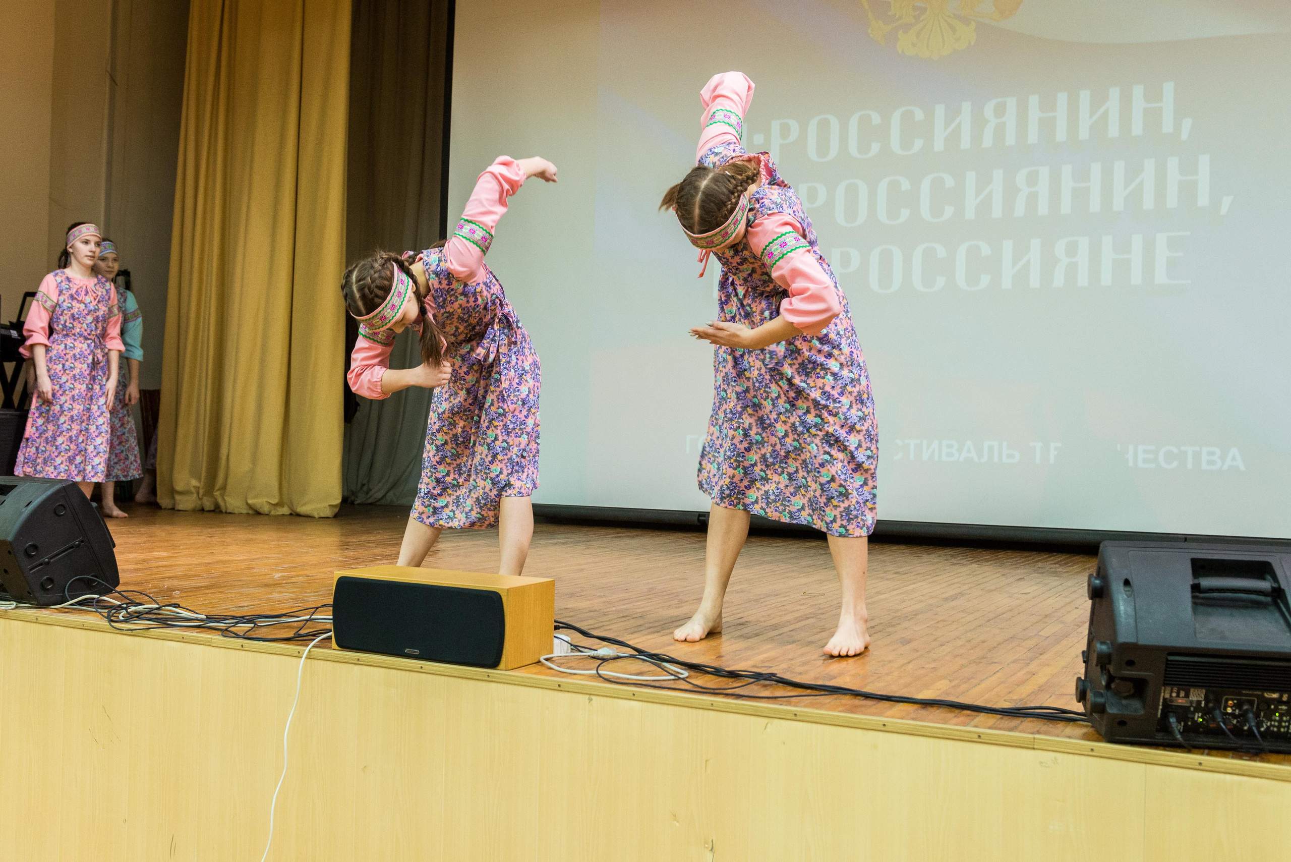 «Я-россиянин, ты — россиянин, мы — россияне!». Свадебный фотограф на Урале Виктор Соколов