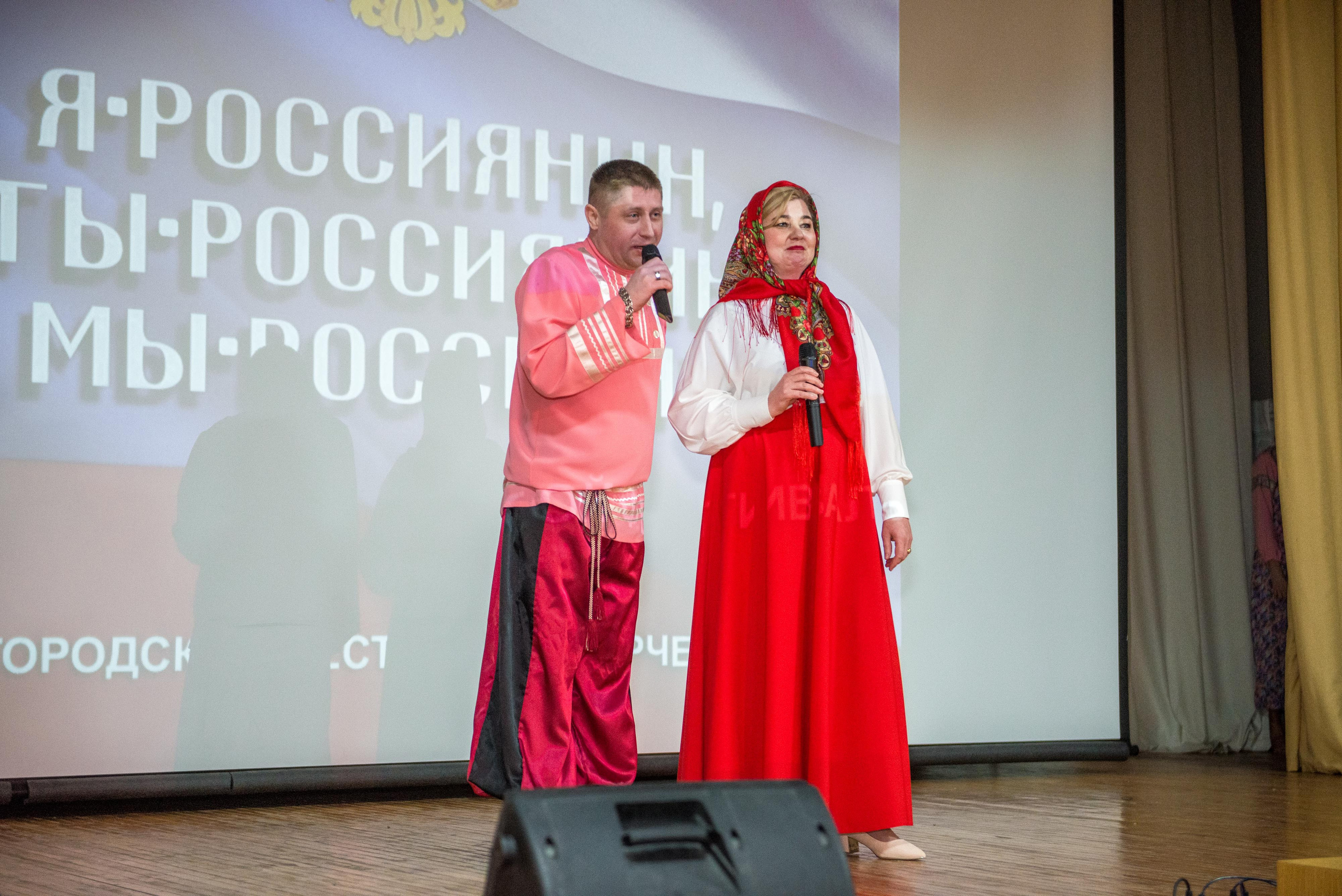 «Я-россиянин, ты — россиянин, мы — россияне!». Свадебный фотограф на Урале Виктор Соколов