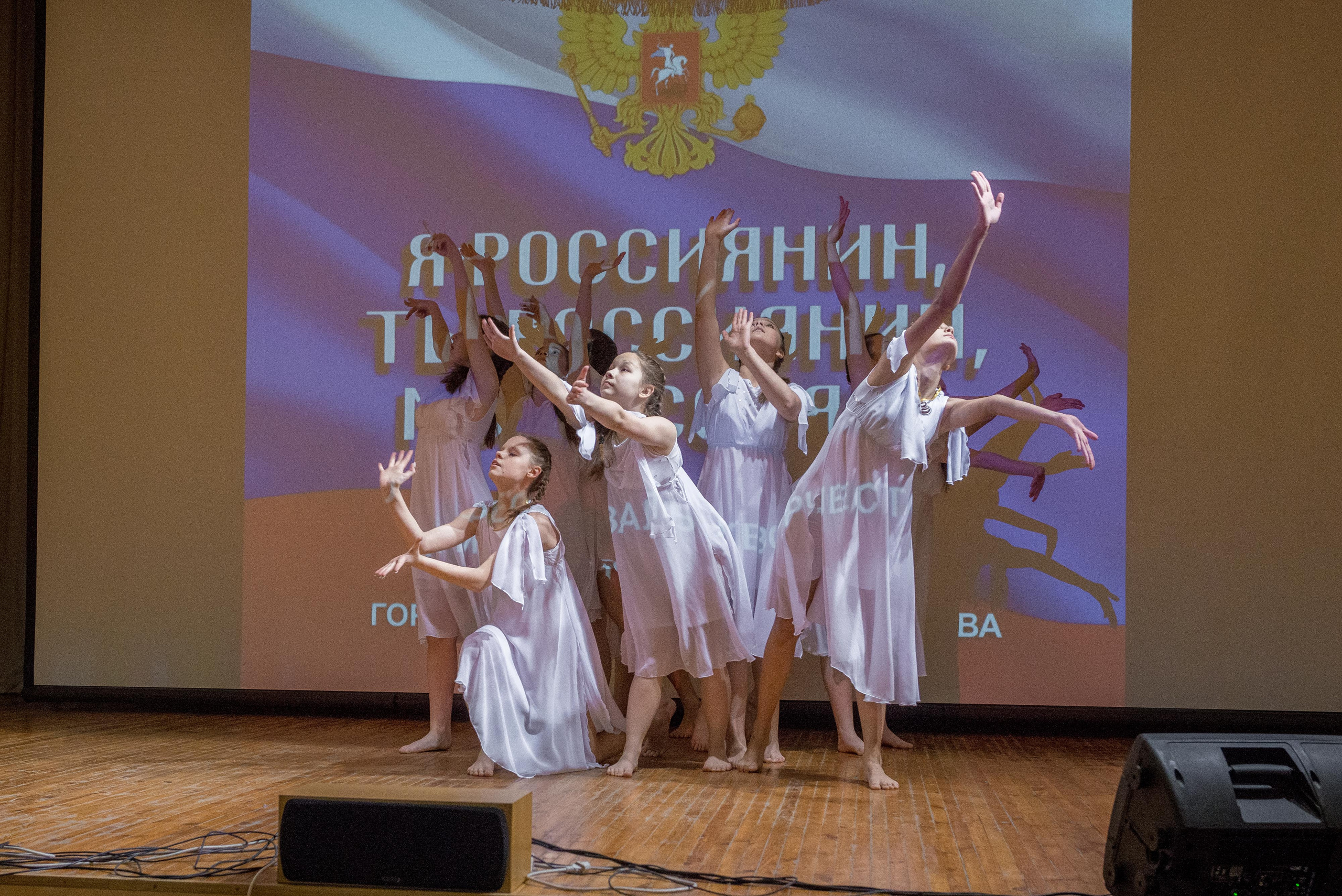 «Я-россиянин, ты — россиянин, мы — россияне!». Свадебный фотограф на Урале Виктор Соколов