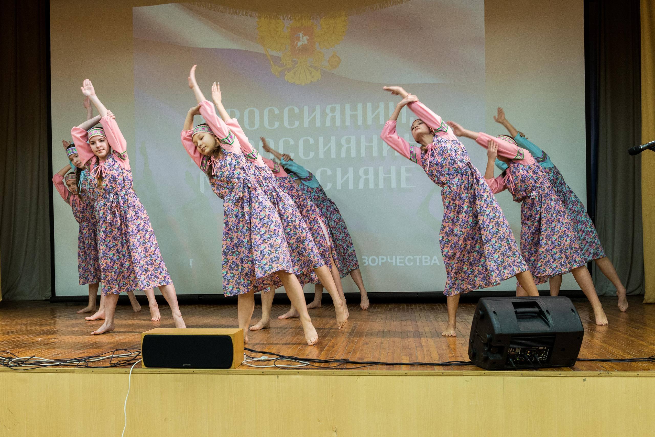 «Я-россиянин, ты — россиянин, мы — россияне!». Свадебный фотограф на Урале Виктор Соколов