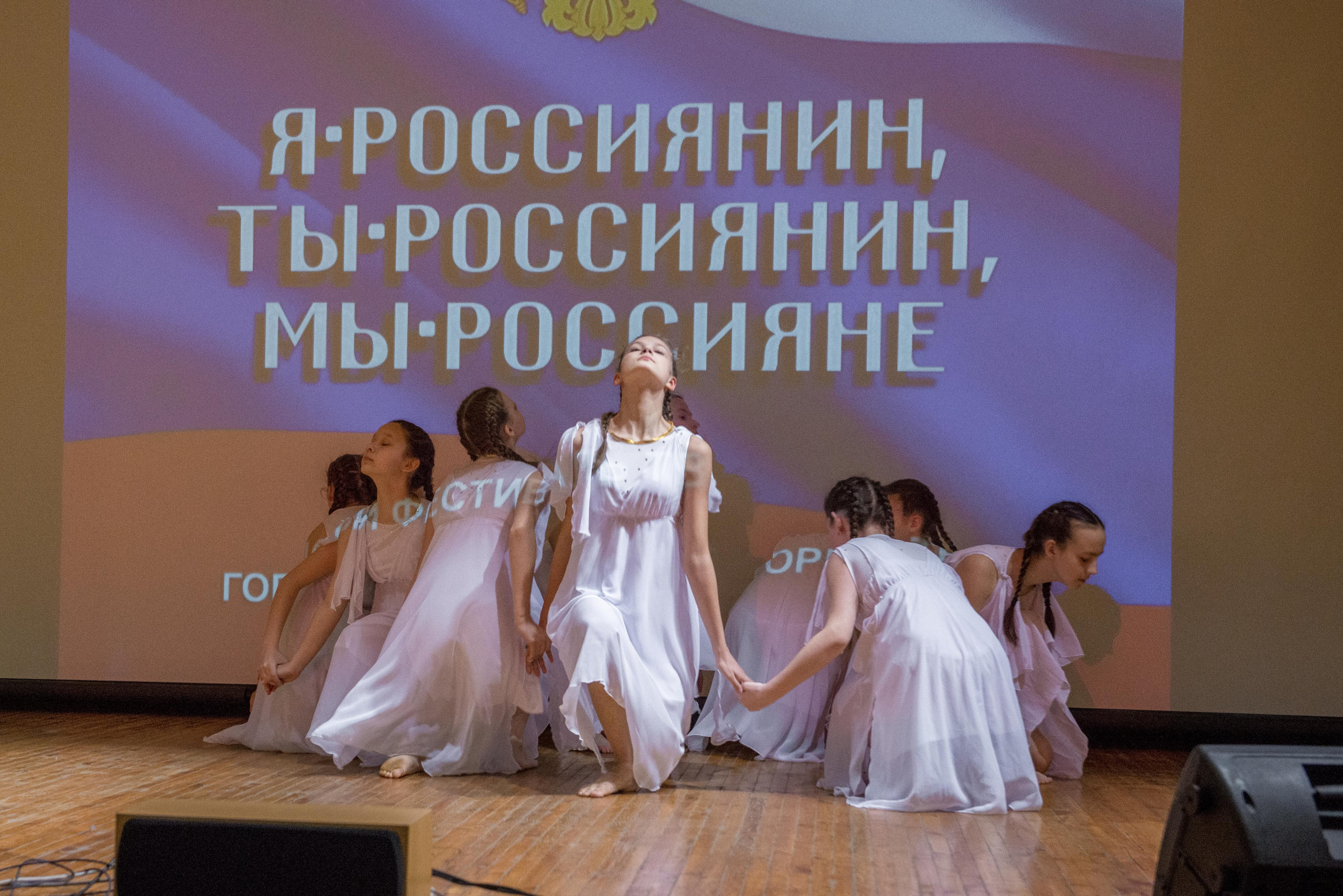 «Я-россиянин, ты — россиянин, мы — россияне!». Свадебный фотограф на Урале Виктор Соколов