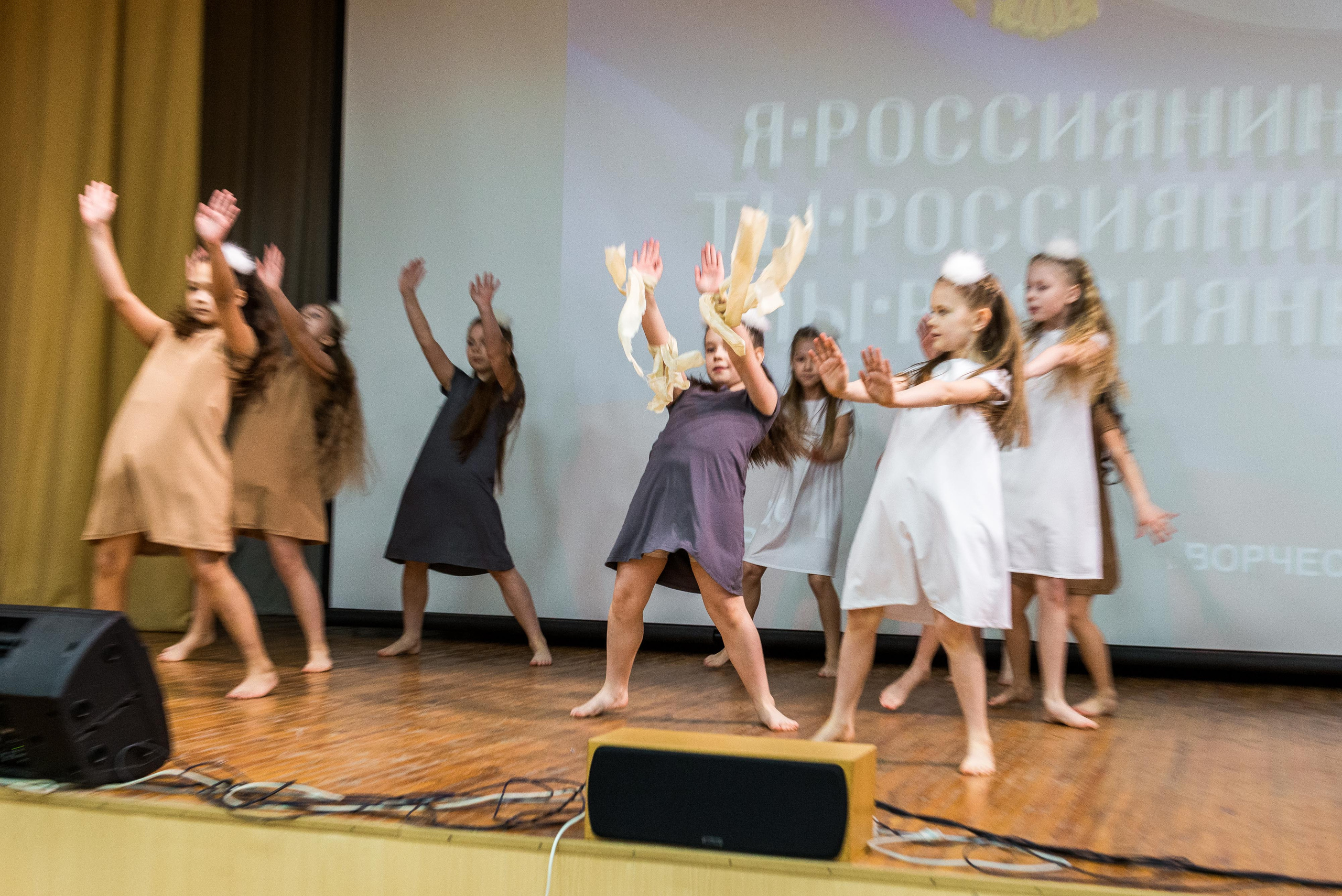 «Я-россиянин, ты — россиянин, мы — россияне!». Свадебный фотограф на Урале Виктор Соколов