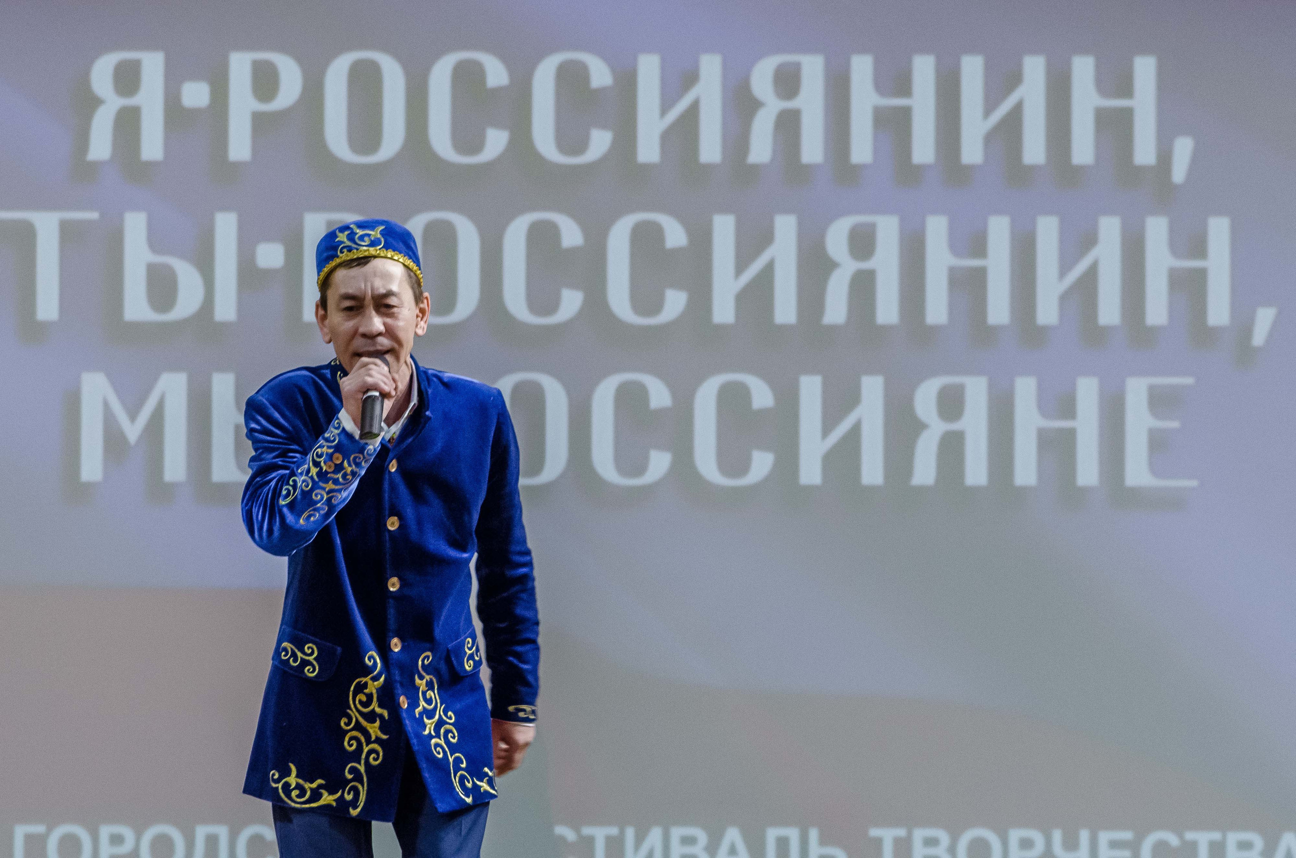 «Я-россиянин, ты — россиянин, мы — россияне!». Свадебный фотограф на Урале Виктор Соколов