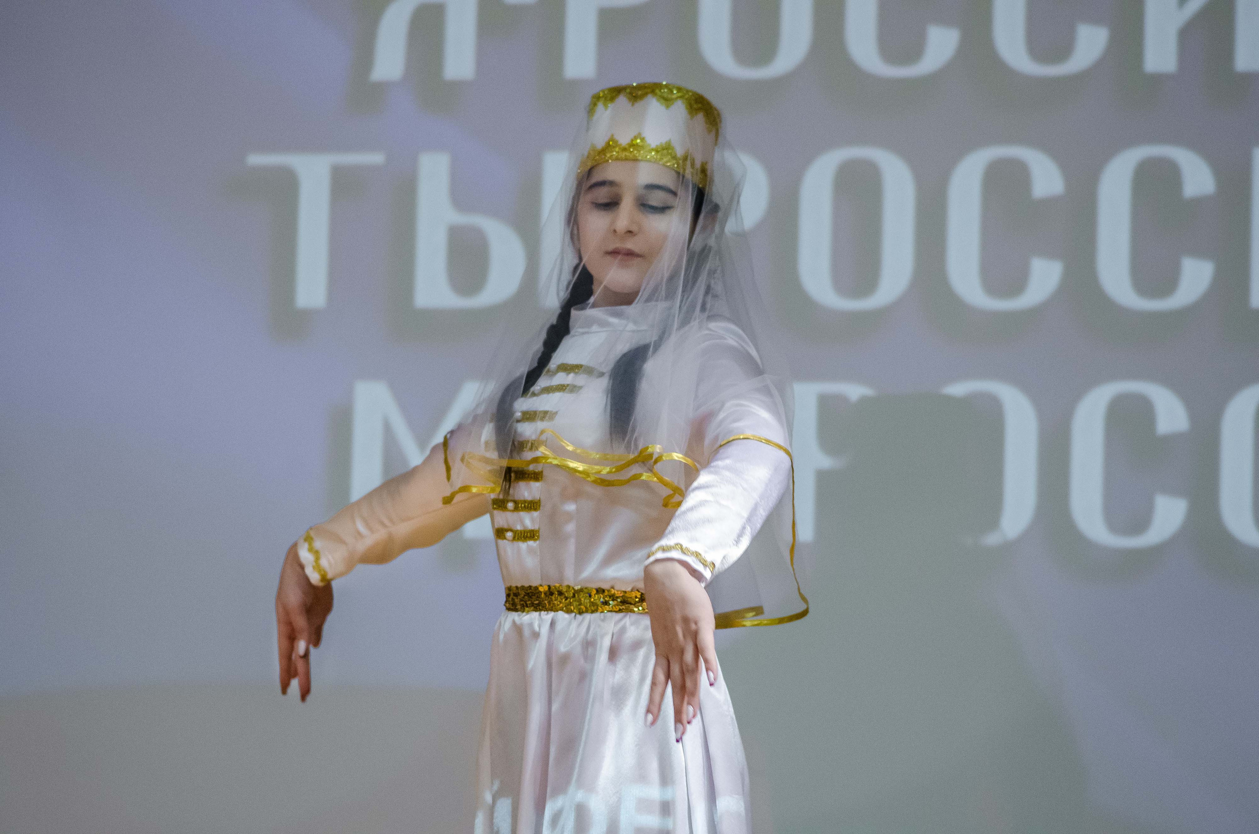 «Я-россиянин, ты — россиянин, мы — россияне!». Свадебный фотограф на Урале Виктор Соколов