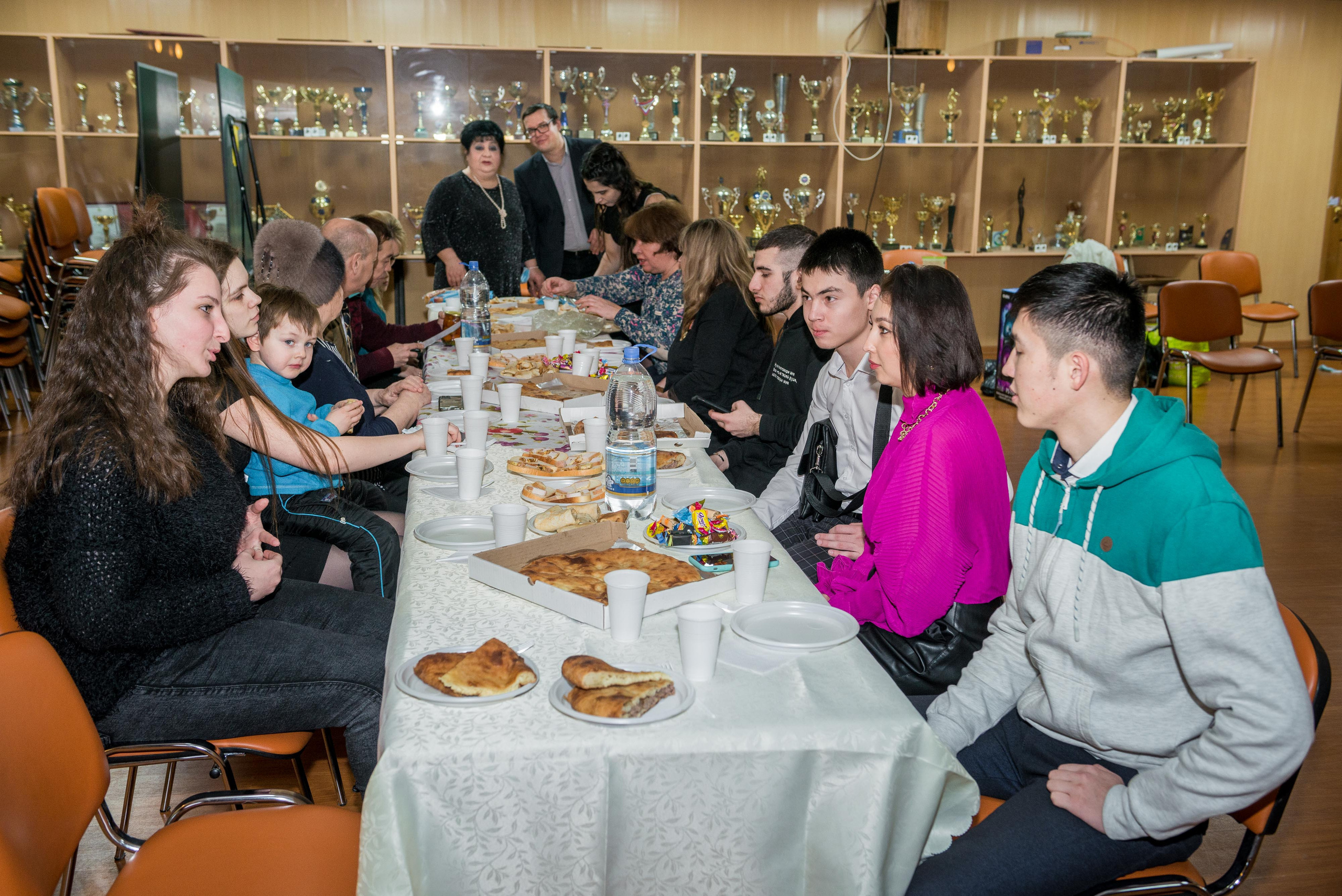 «Я-россиянин, ты — россиянин, мы — россияне!». Свадебный фотограф на Урале Виктор Соколов