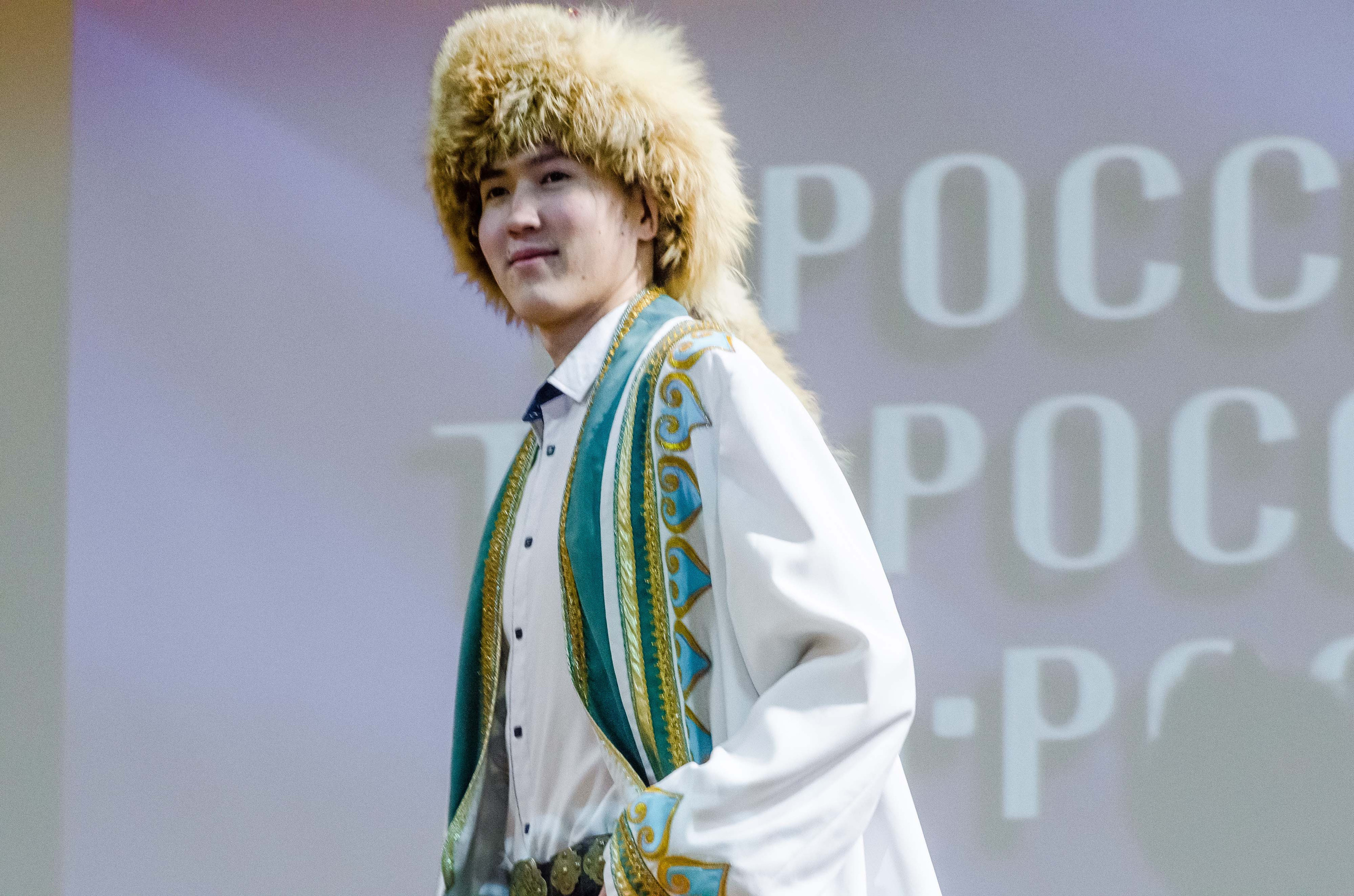 «Я-россиянин, ты — россиянин, мы — россияне!». Свадебный фотограф на Урале Виктор Соколов