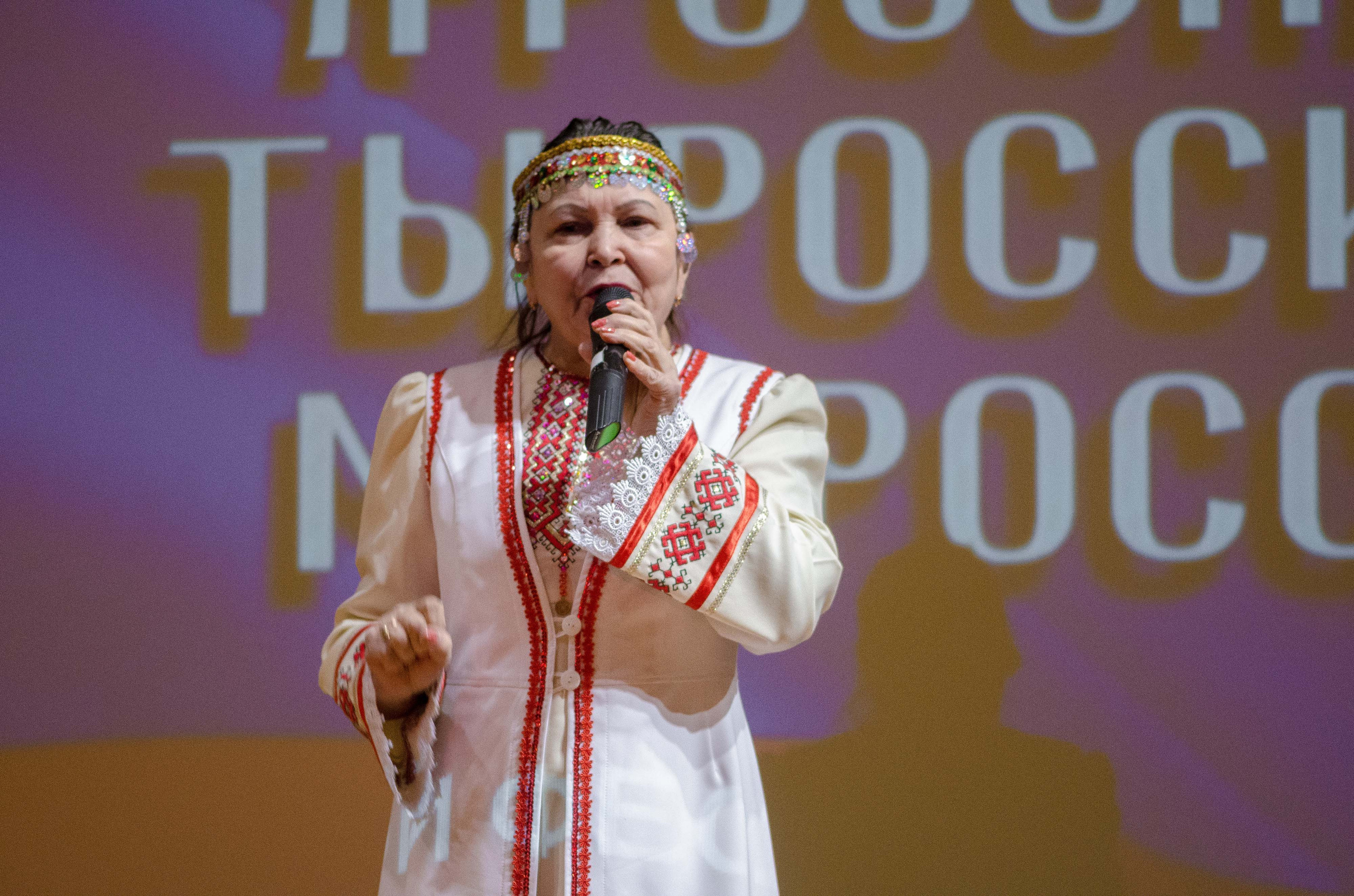 «Я-россиянин, ты — россиянин, мы — россияне!». Свадебный фотограф на Урале Виктор Соколов