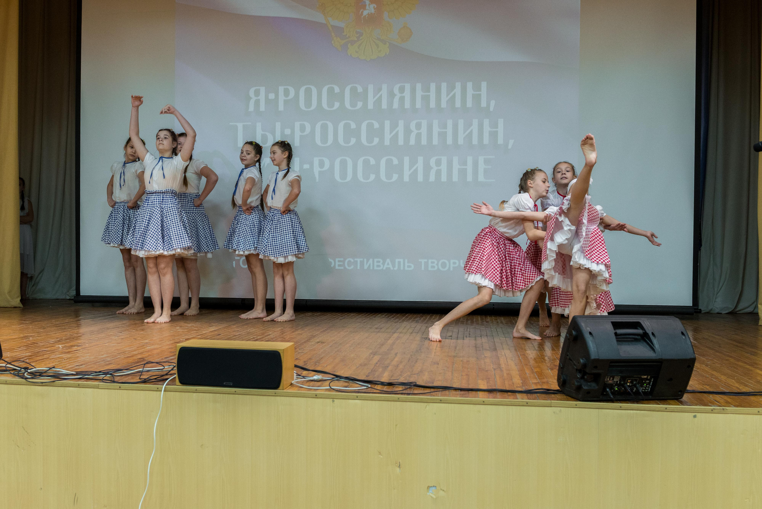 «Я-россиянин, ты — россиянин, мы — россияне!». Свадебный фотограф на Урале Виктор Соколов