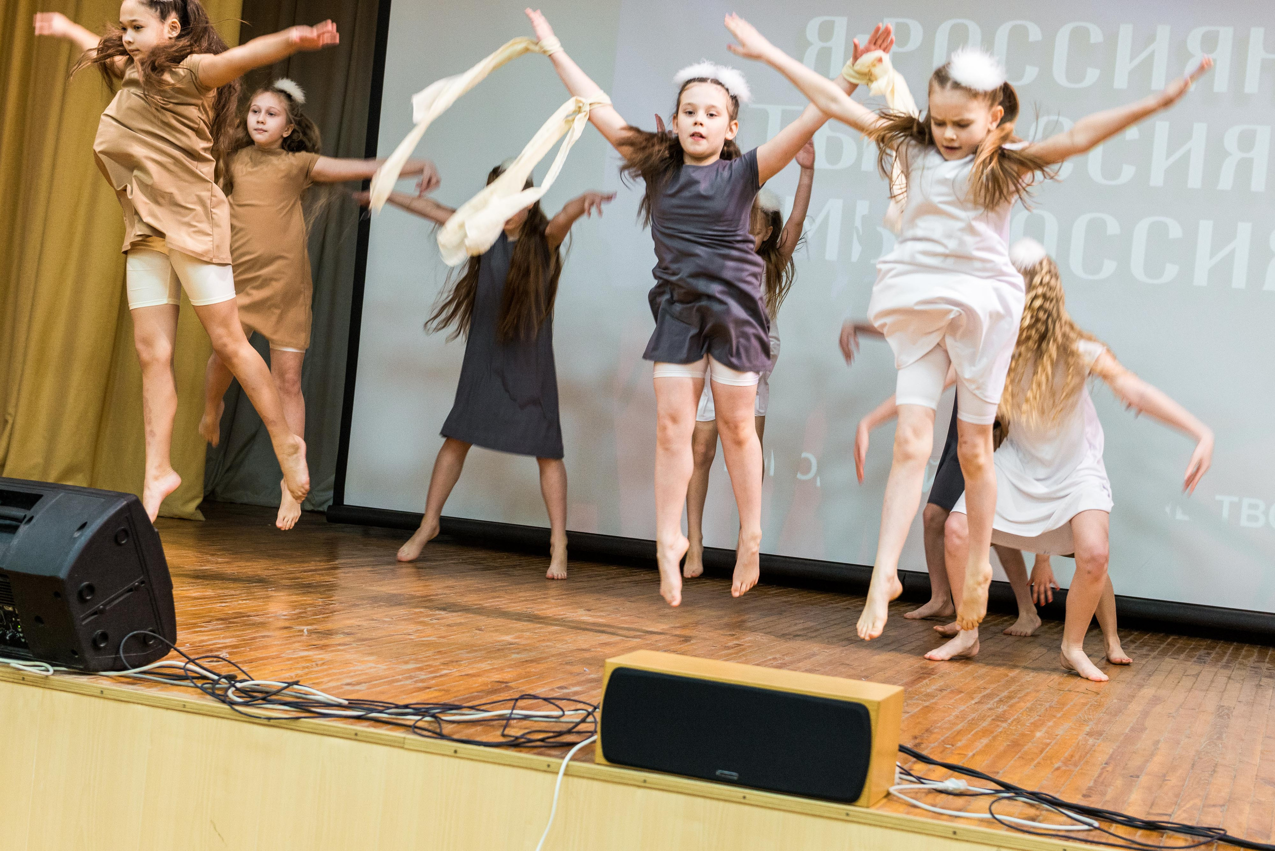 «Я-россиянин, ты — россиянин, мы — россияне!». Свадебный фотограф на Урале Виктор Соколов