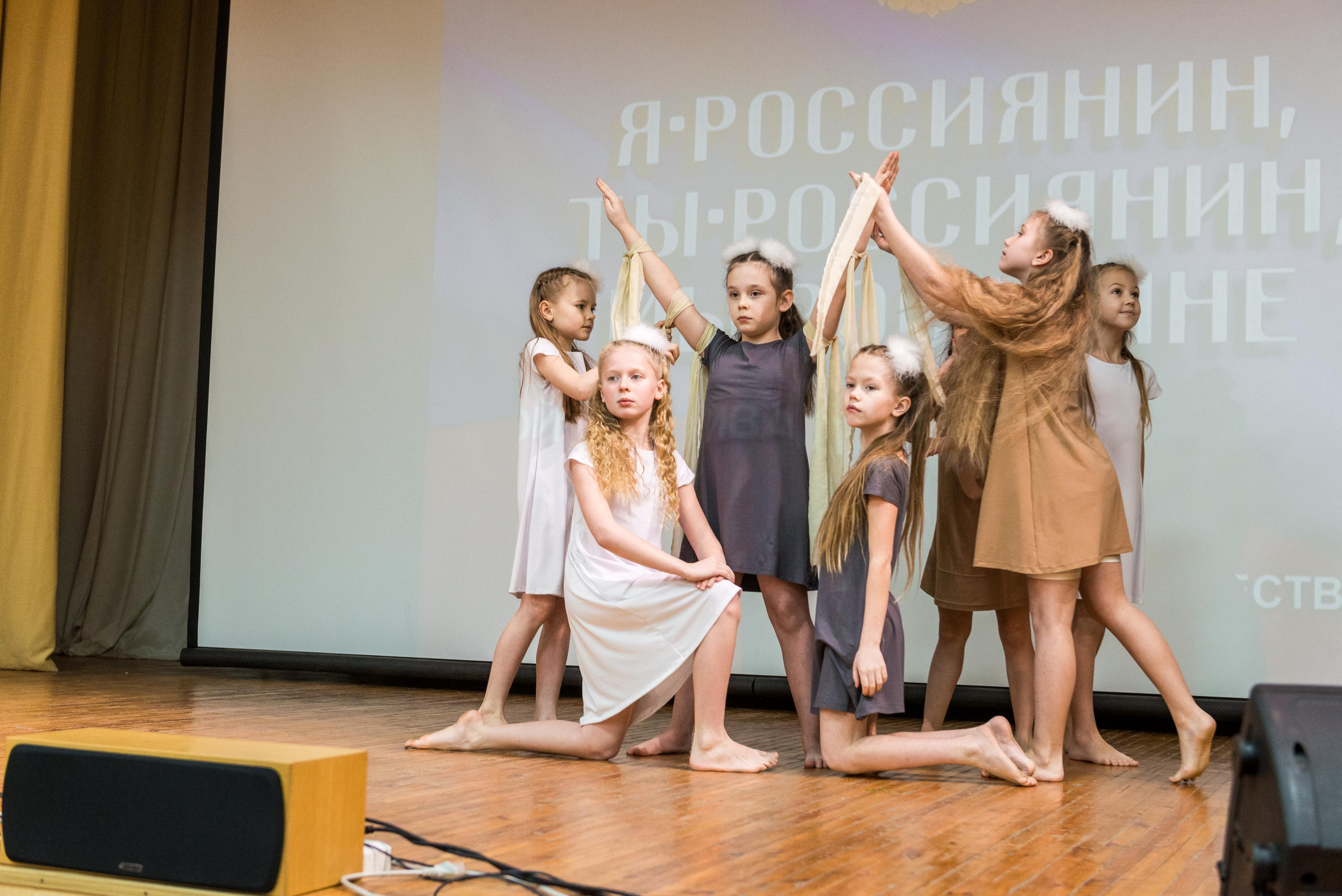 «Я-россиянин, ты — россиянин, мы — россияне!». Свадебный фотограф на Урале Виктор Соколов