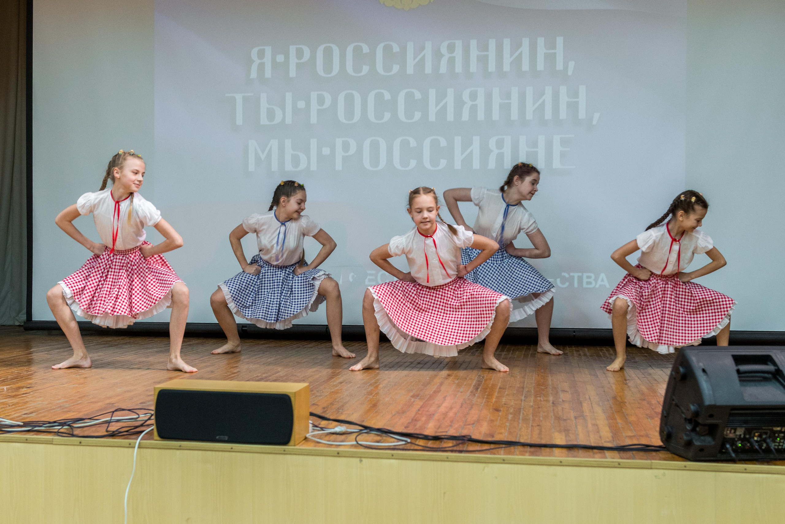 «Я-россиянин, ты — россиянин, мы — россияне!». Свадебный фотограф на Урале Виктор Соколов