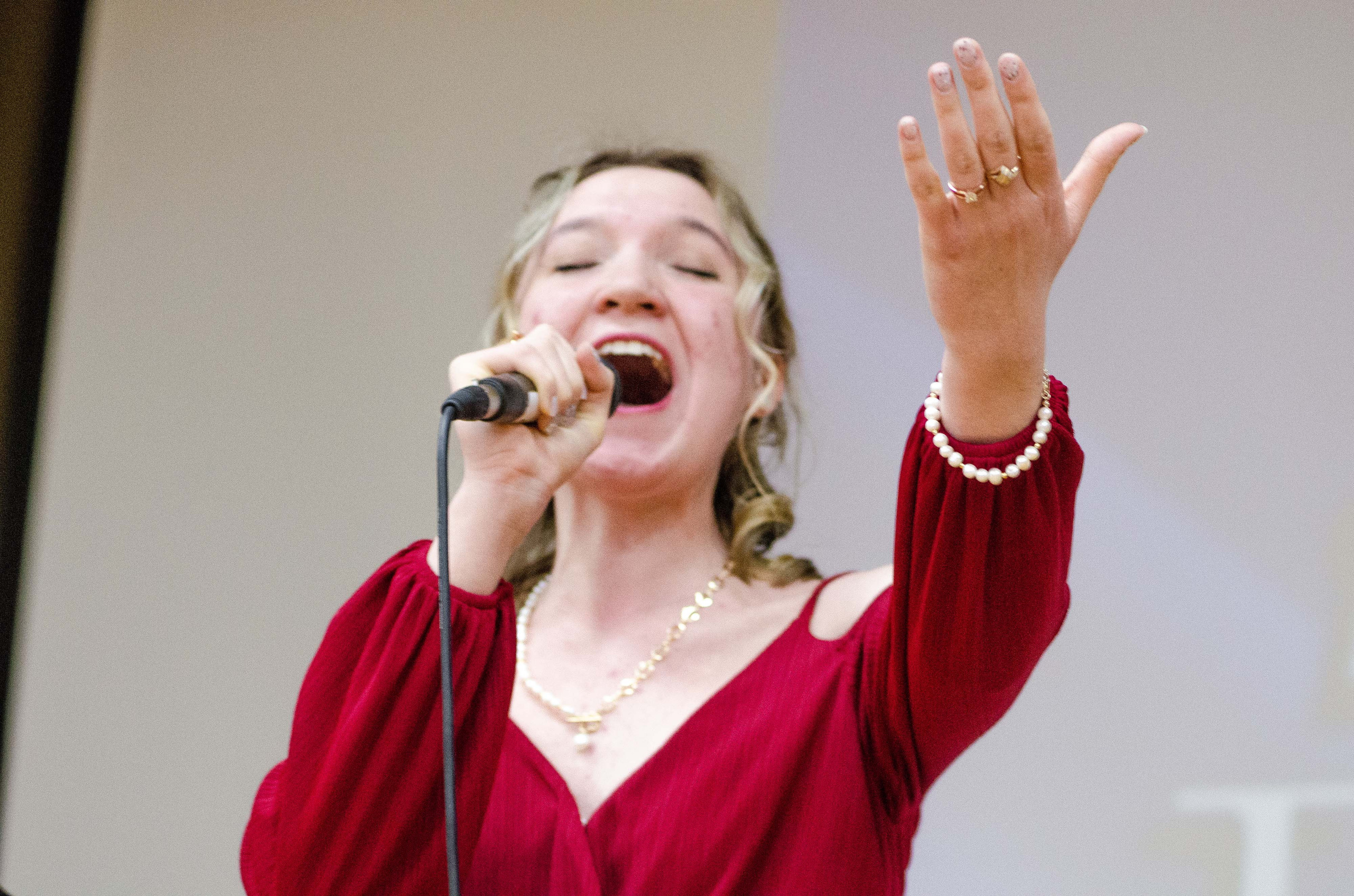 «Я-россиянин, ты — россиянин, мы — россияне!». Свадебный фотограф на Урале Виктор Соколов