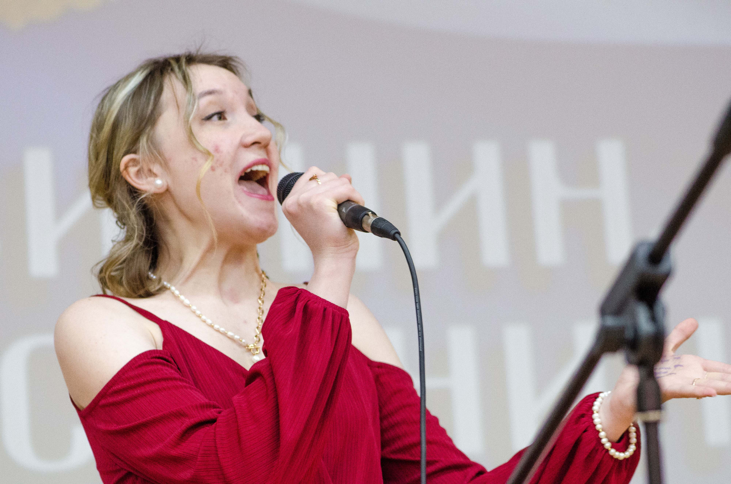 «Я-россиянин, ты — россиянин, мы — россияне!». Свадебный фотограф на Урале Виктор Соколов