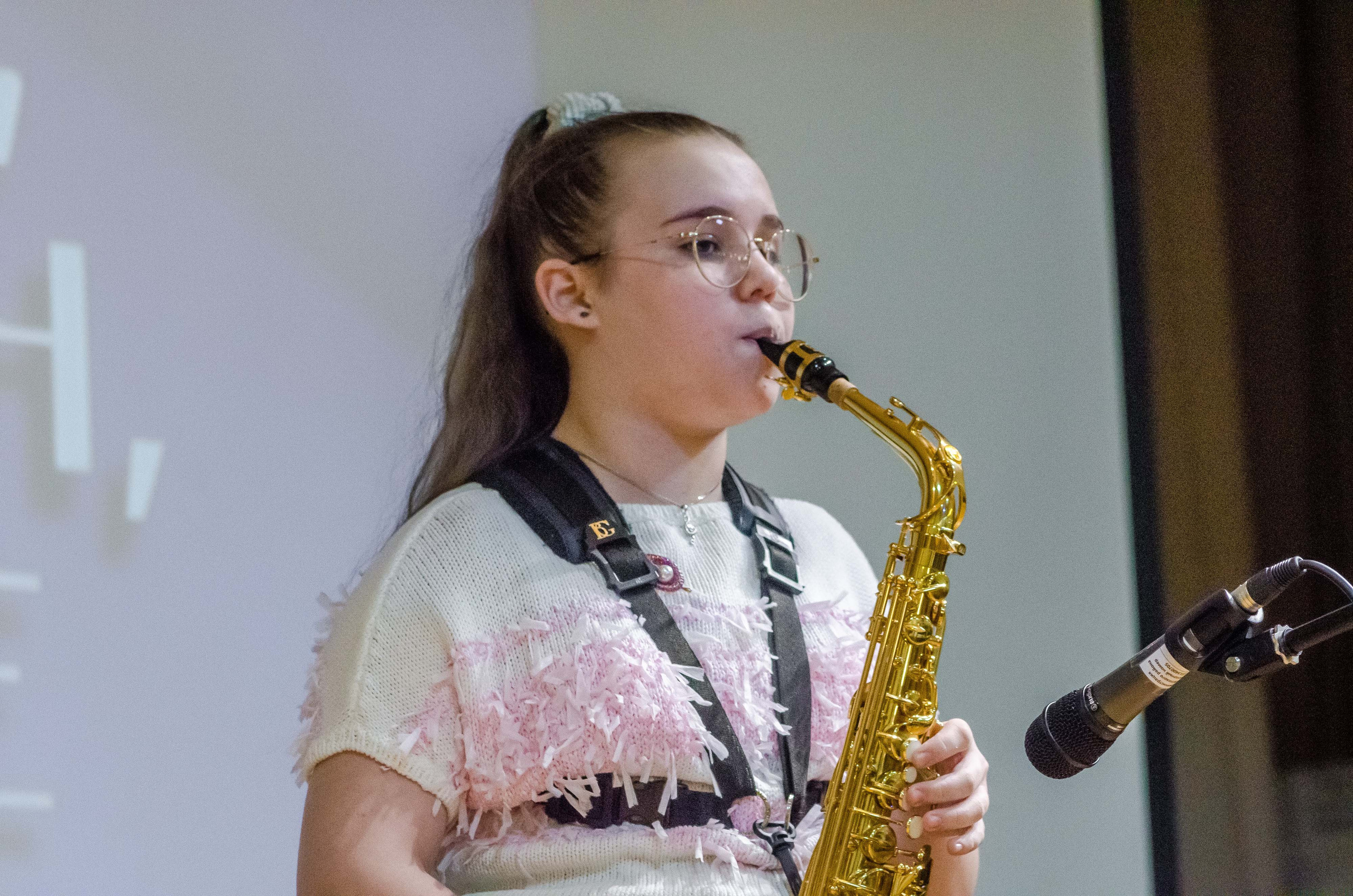 «Я-россиянин, ты — россиянин, мы — россияне!». Свадебный фотограф на Урале Виктор Соколов