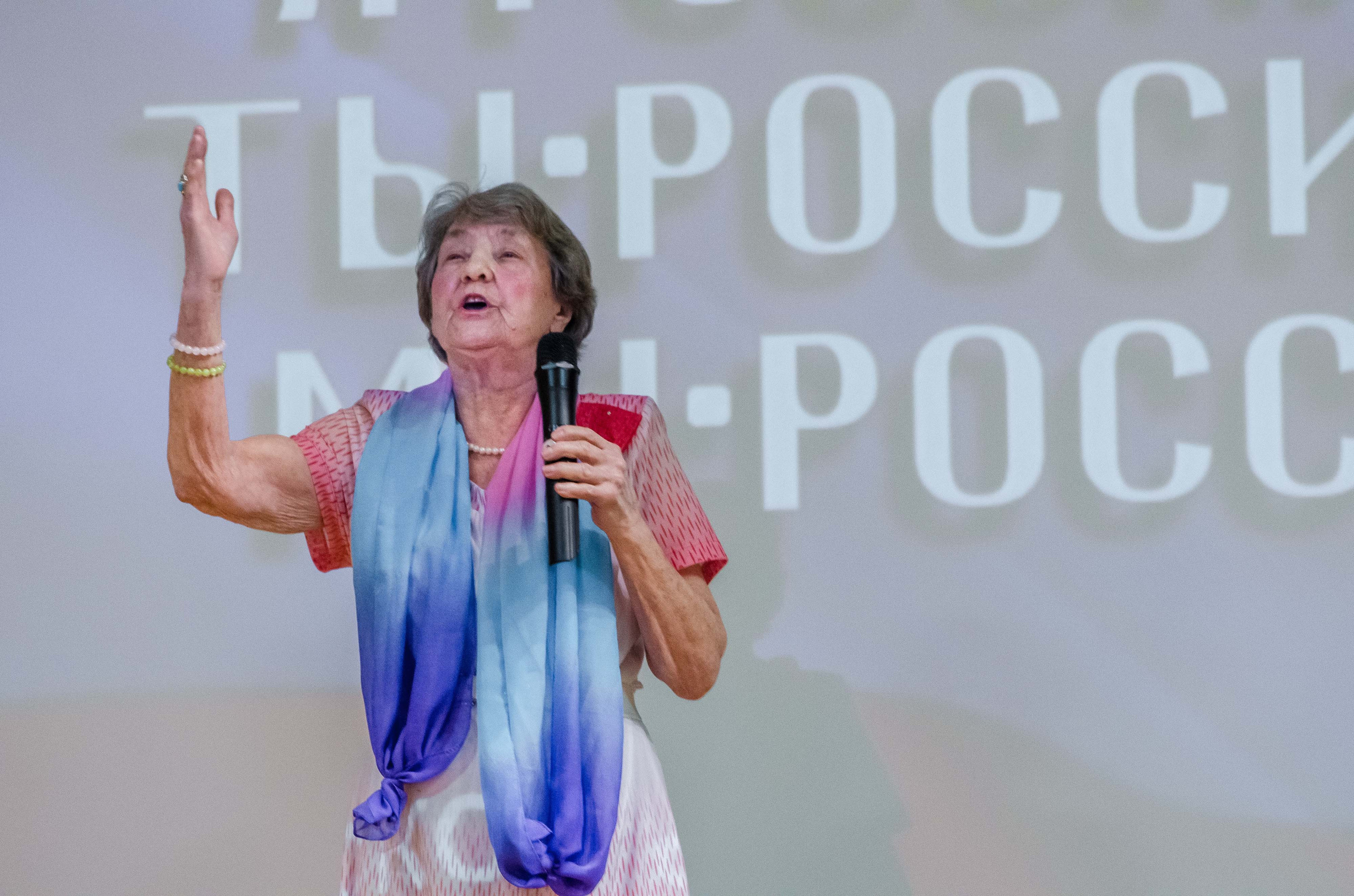 «Я-россиянин, ты — россиянин, мы — россияне!». Свадебный фотограф на Урале Виктор Соколов