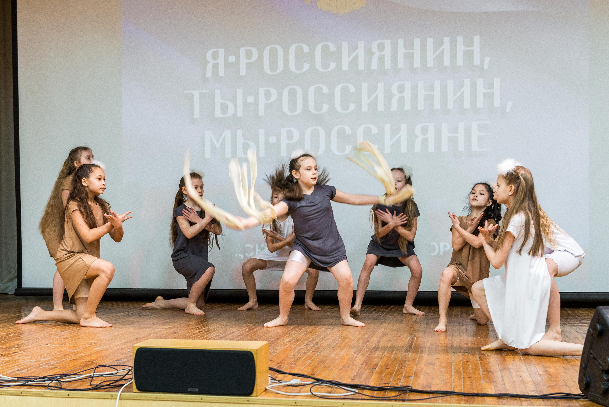 «Я-россиянин, ты — россиянин, мы — россияне!». Свадебный фотограф на Урале Виктор Соколов