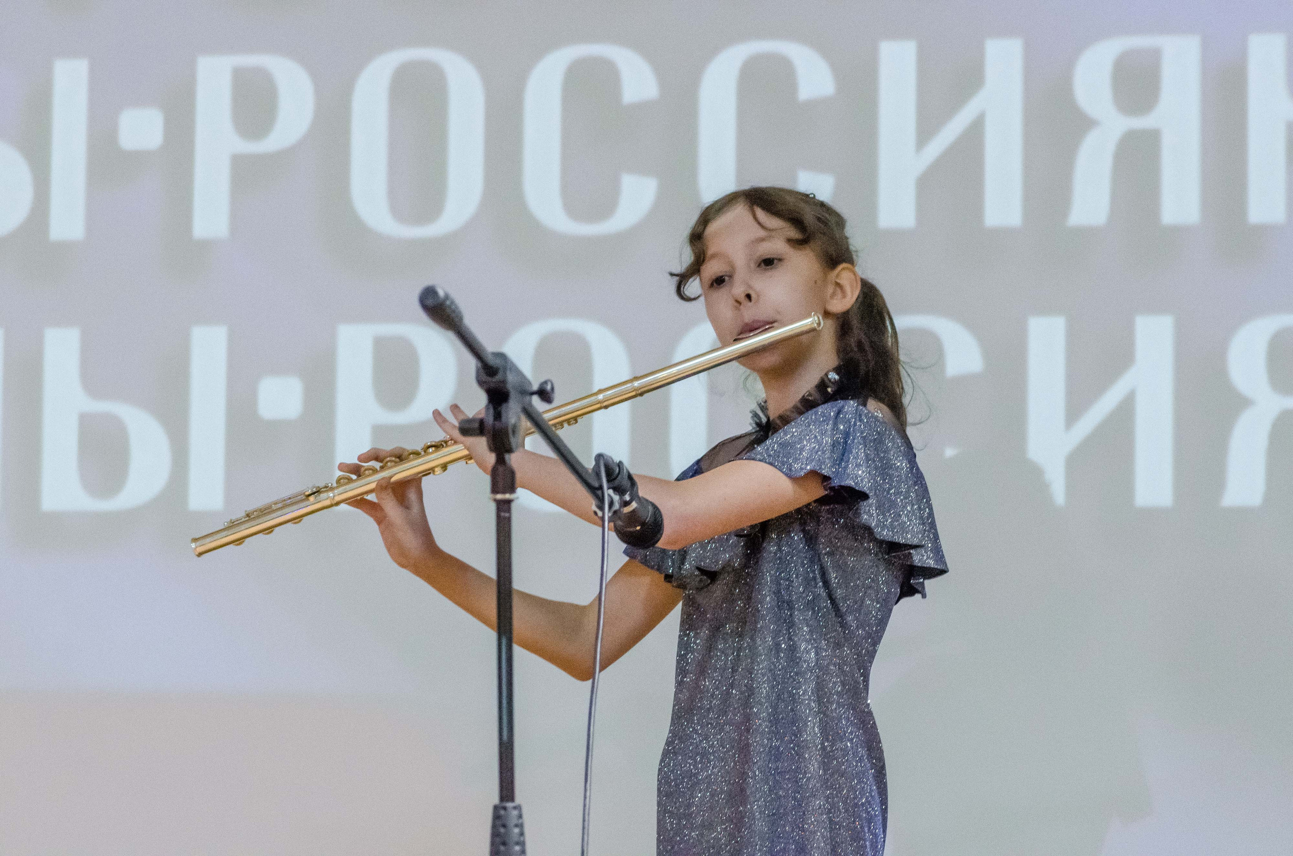 «Я-россиянин, ты — россиянин, мы — россияне!». Свадебный фотограф на Урале Виктор Соколов