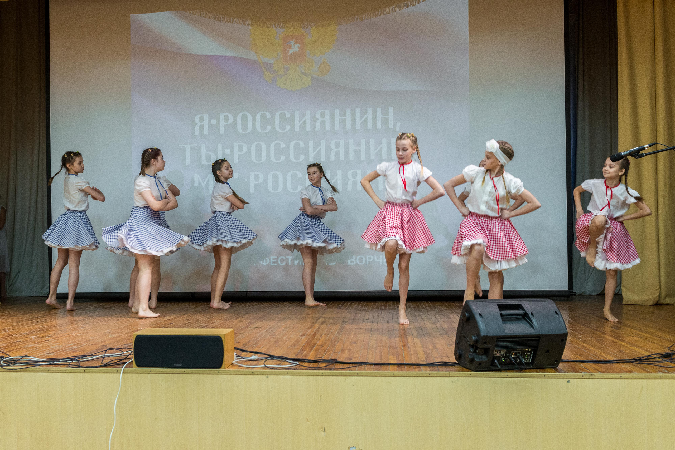 «Я-россиянин, ты — россиянин, мы — россияне!». Свадебный фотограф на Урале Виктор Соколов