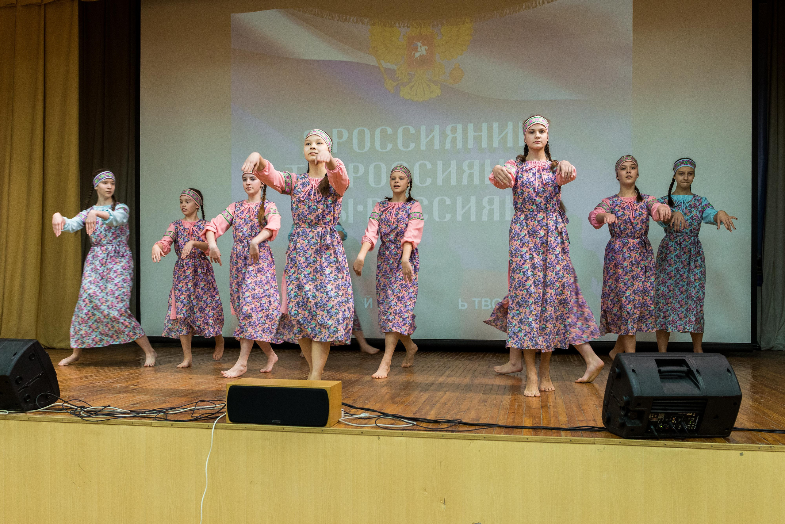 «Я-россиянин, ты — россиянин, мы — россияне!». Свадебный фотограф на Урале Виктор Соколов