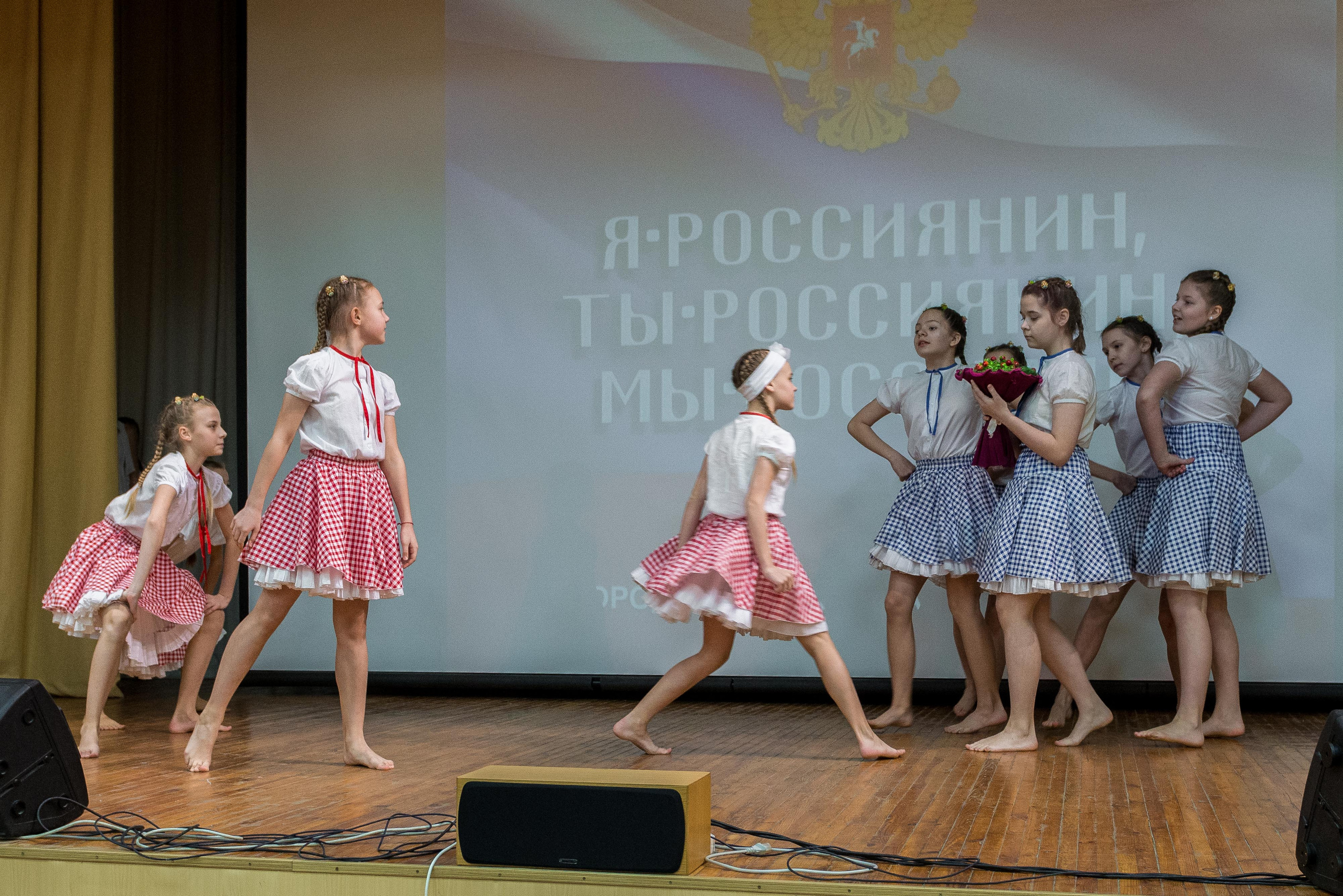 «Я-россиянин, ты — россиянин, мы — россияне!». Свадебный фотограф на Урале Виктор Соколов