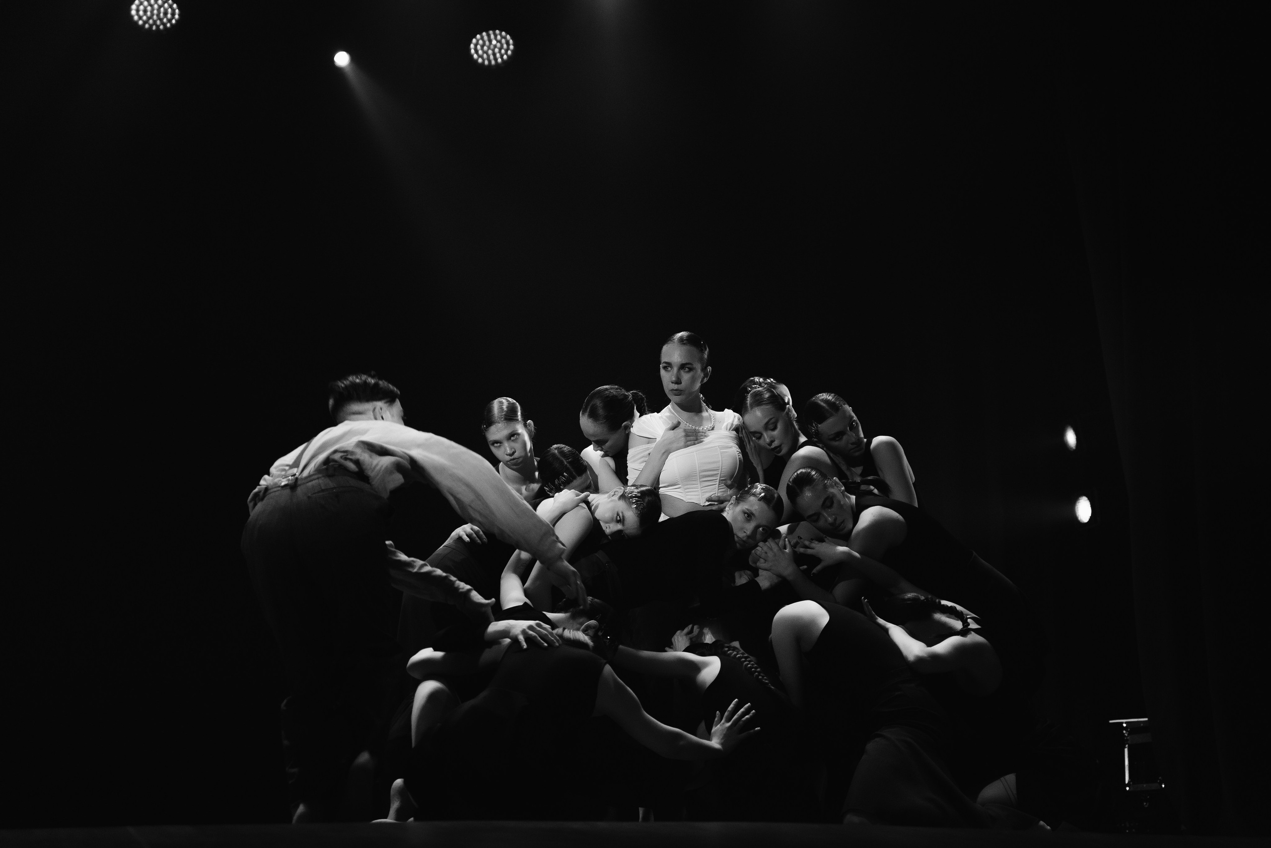 Спектакль «Песнь сирен». Главная