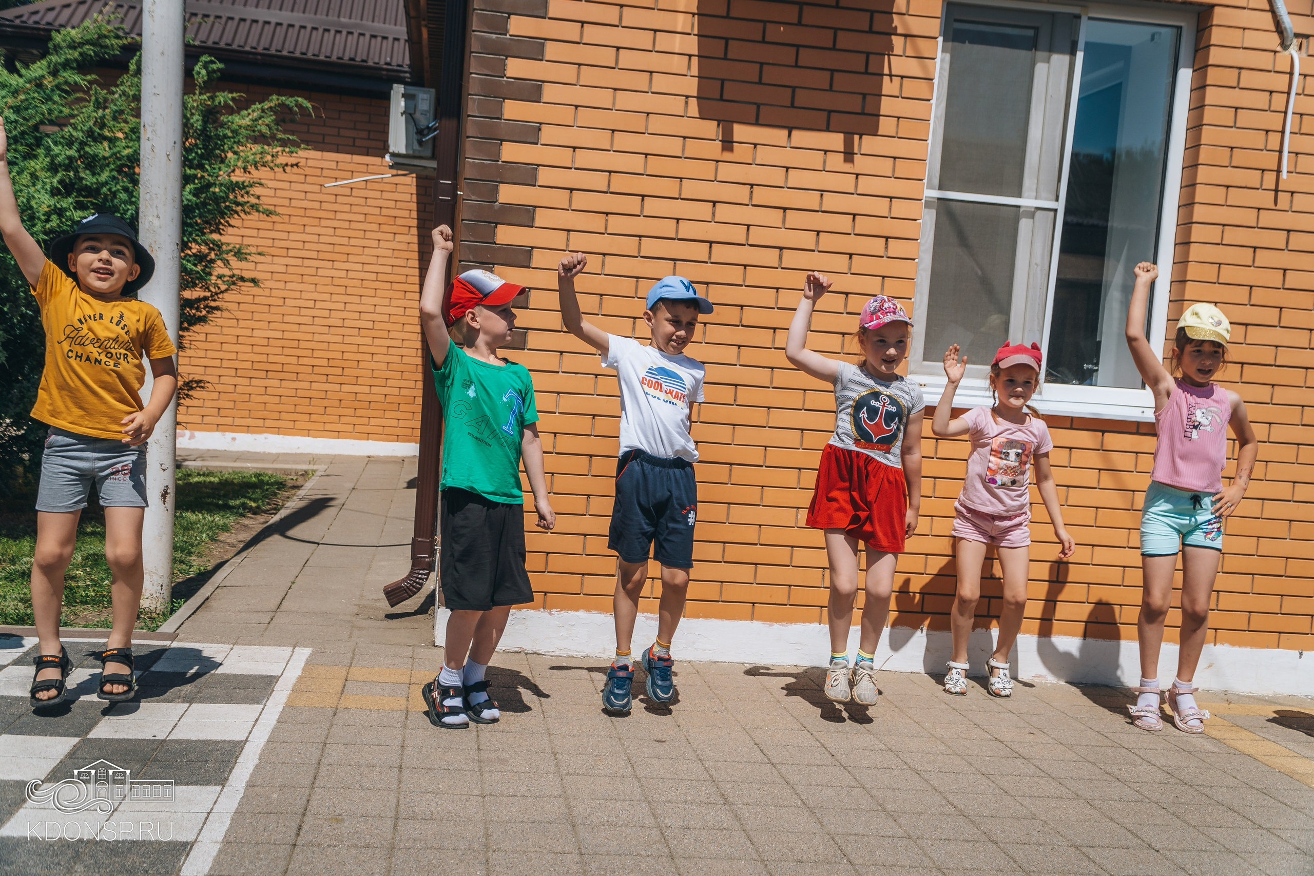 «У нас Родина одна». Новотитаровский Дом культуры