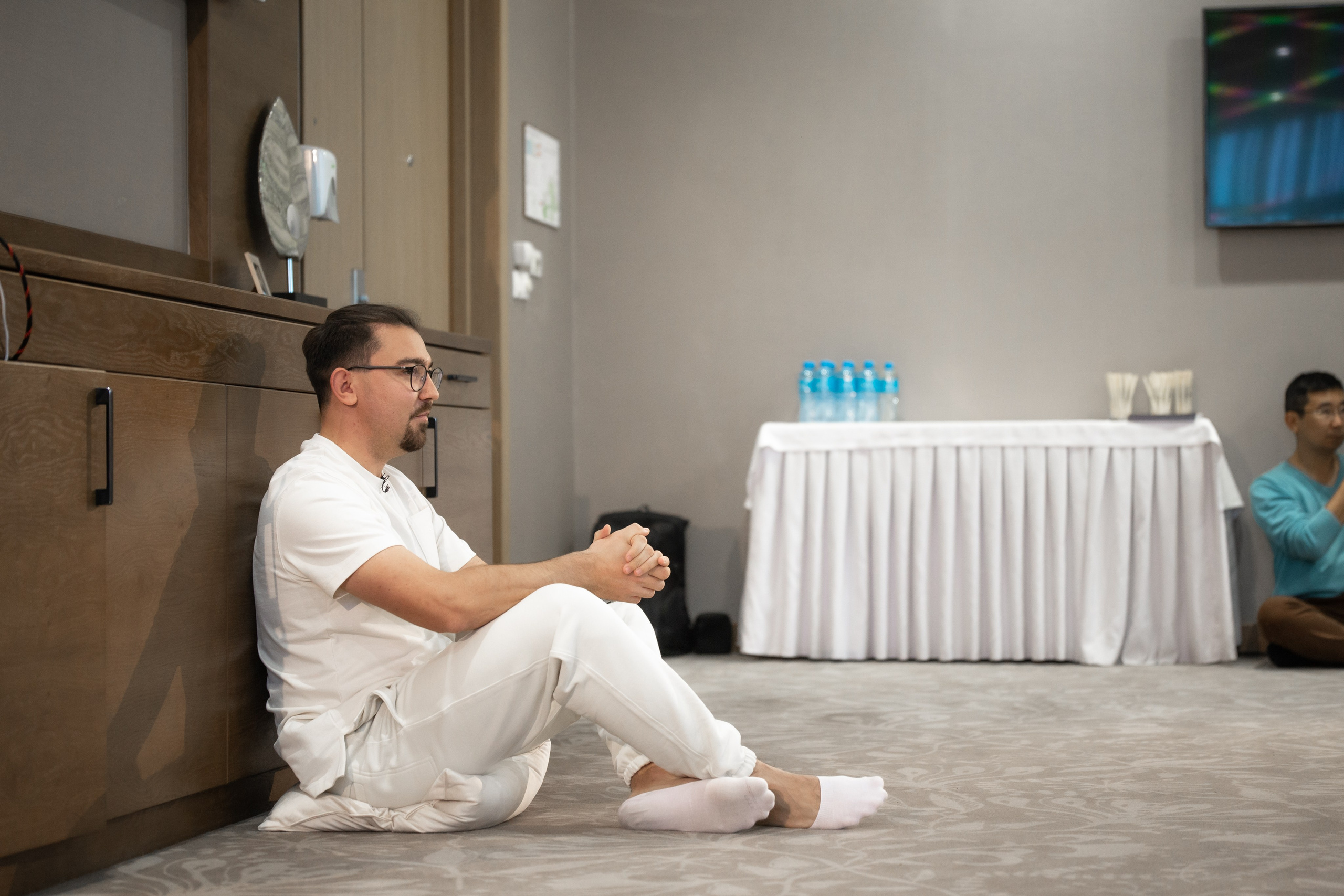 Тренинг (DoubleTree by Hilton Almaty). Jora Abramov | Коммерческий и репортажный фотограф в Алматы