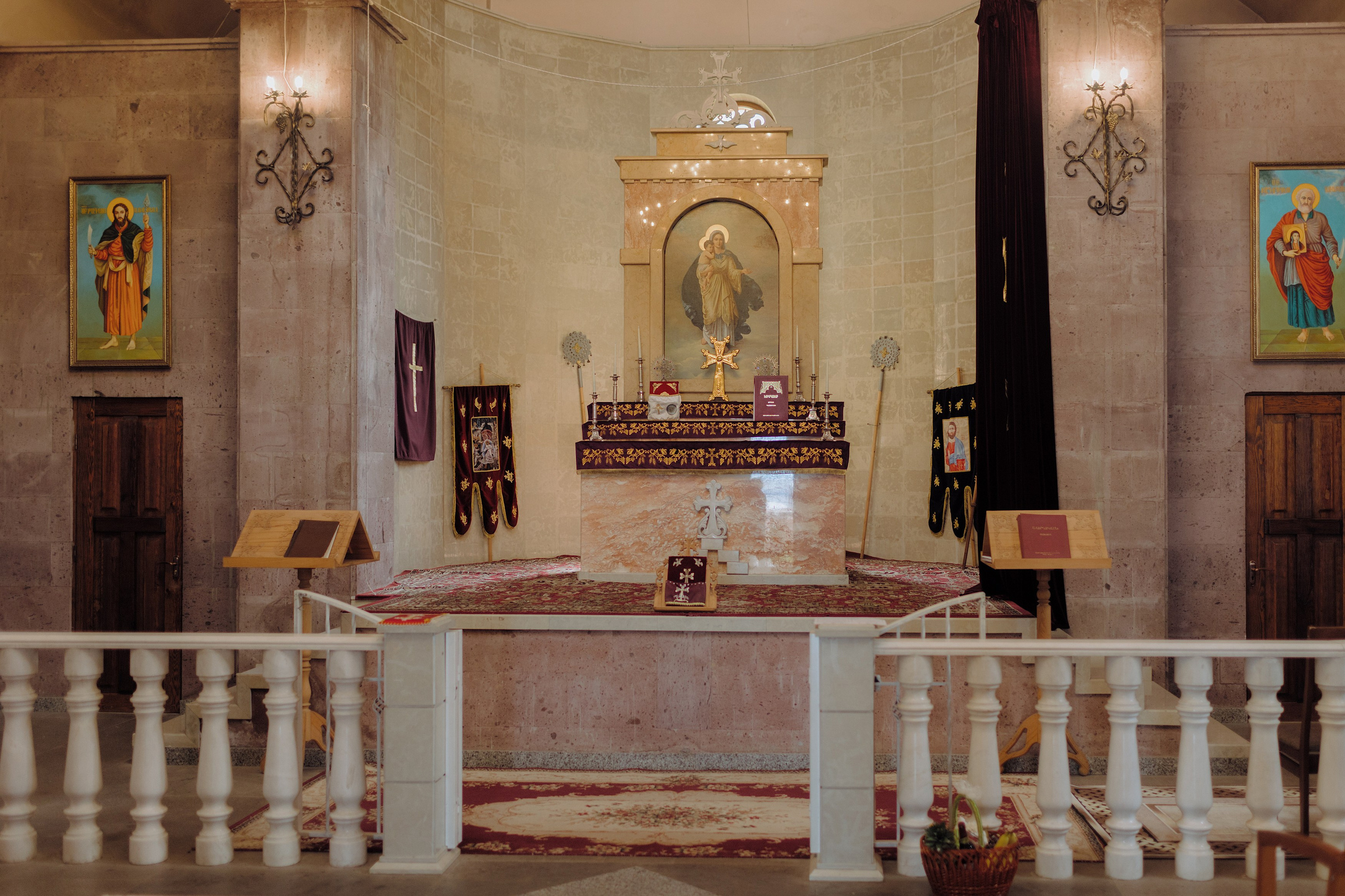 Гагра Армянская церковь Осень 2024 г. RetroChic Фото