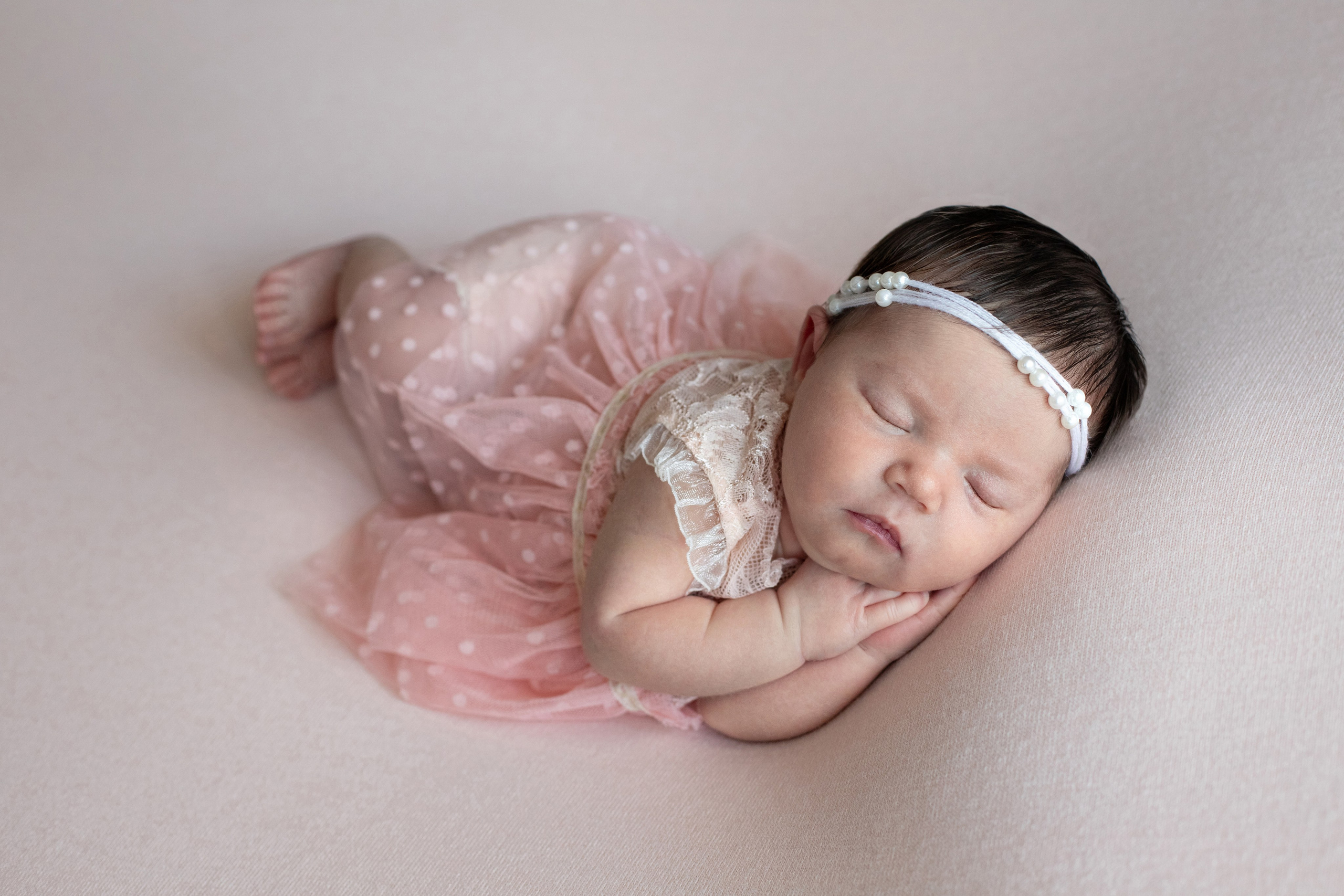 Лина (Анель) Итого. Фотограф новорожденных в Екатеринбурге Татьяна Продан