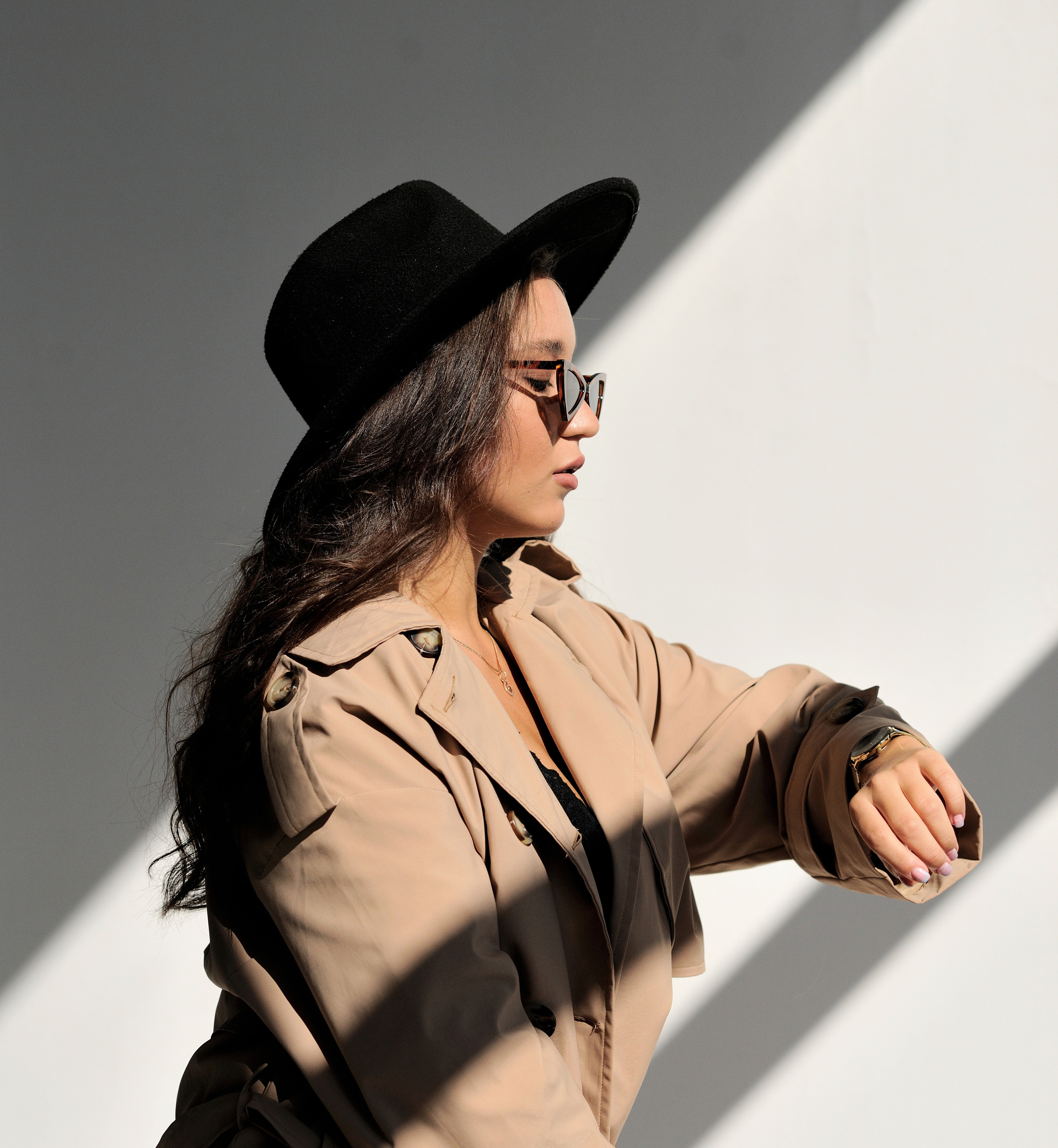 фотограф Озёрск Влад Шуман девушка в шляпе 