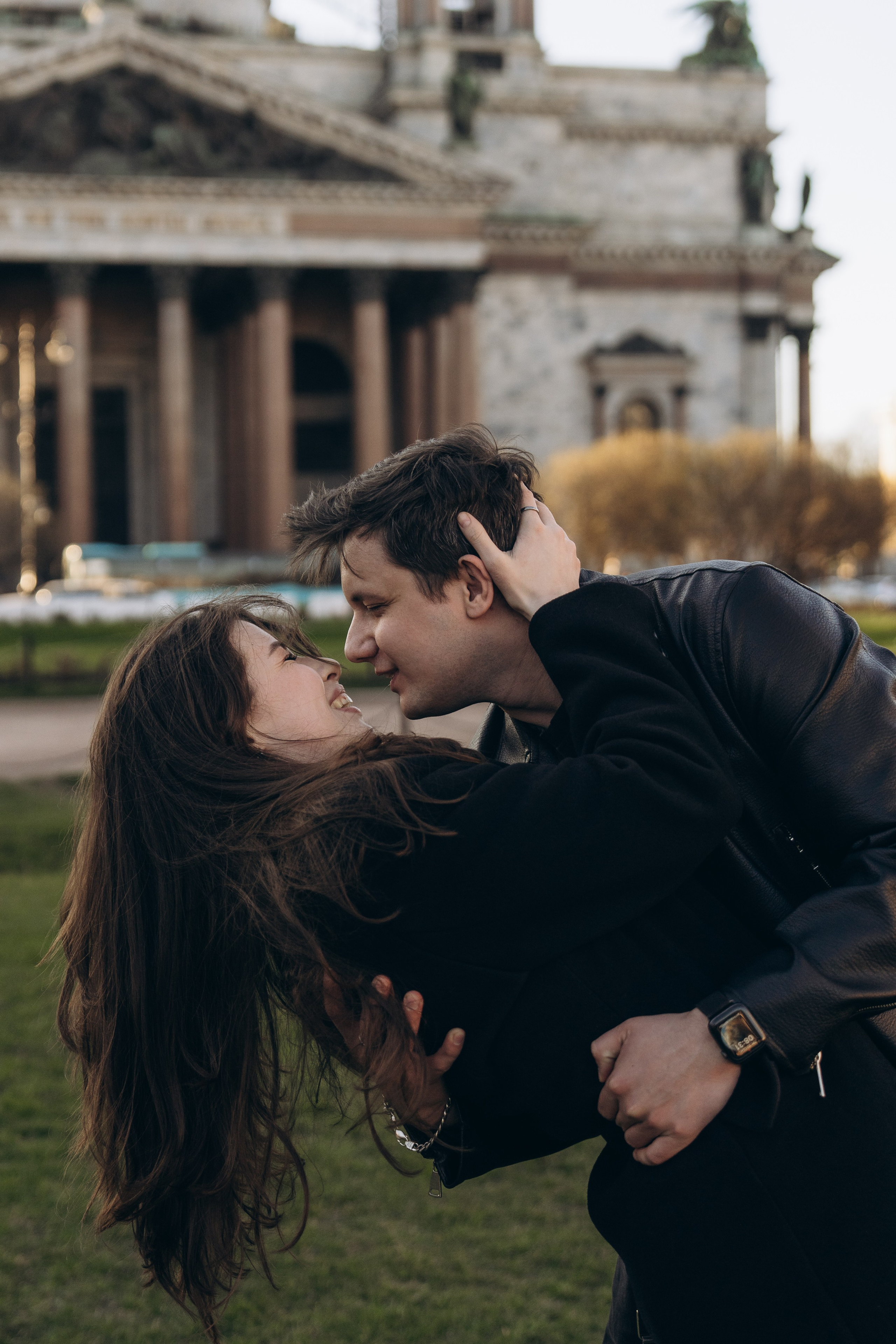 Лавстори прогулка в Санкт-Петербурге. Свадебный фотограф в Москве Анна Полушина
