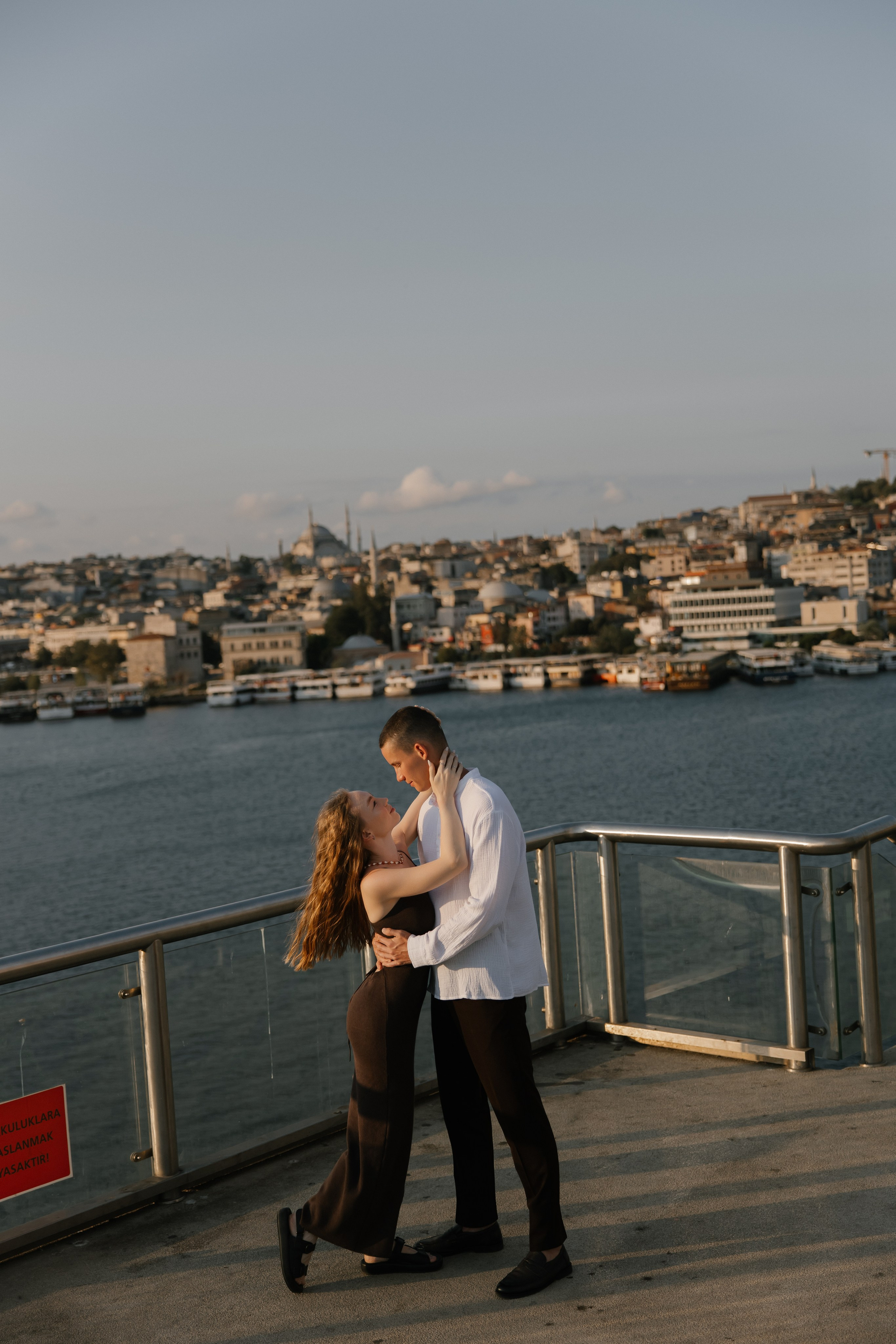 На рассвете