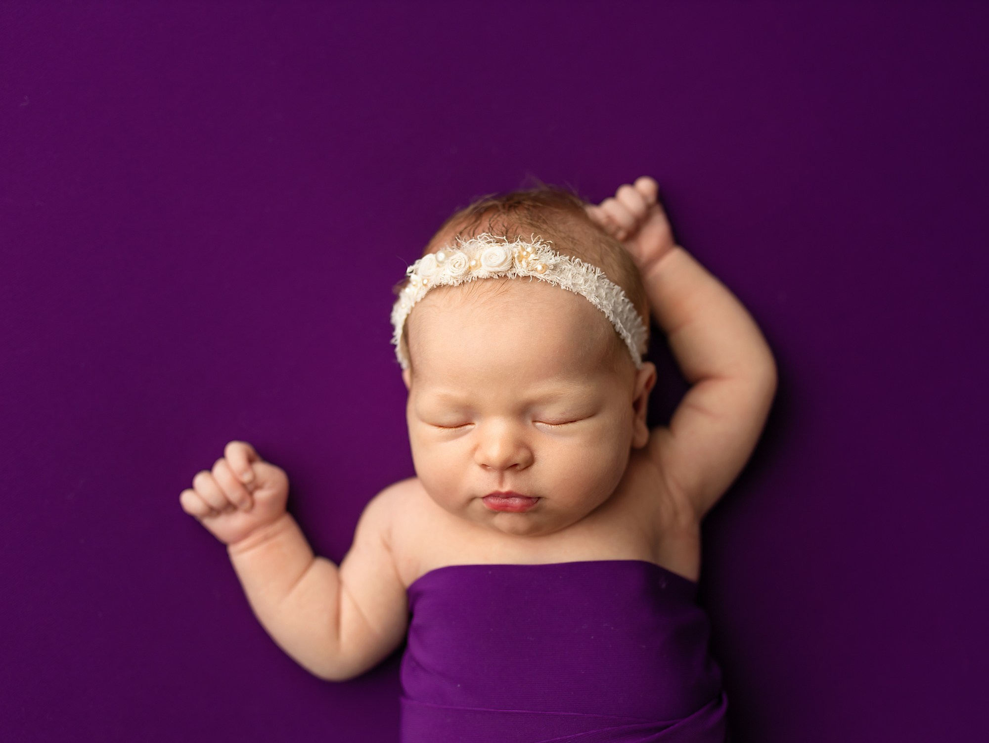 Newborn. Фотограф новорождённых в Казани Нейля Гильмутдинова ньюборн