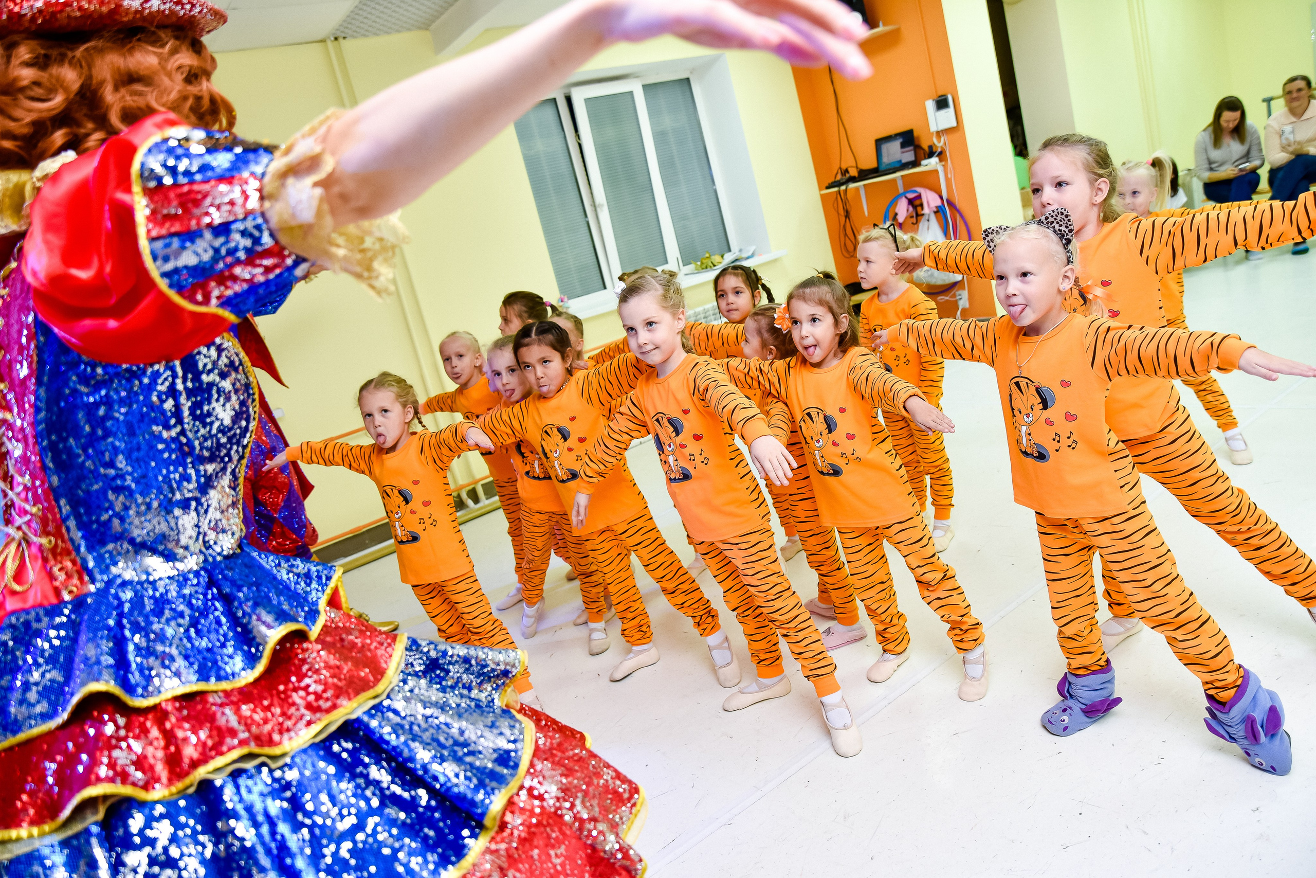 Праздник в Эклипс «Цирк»