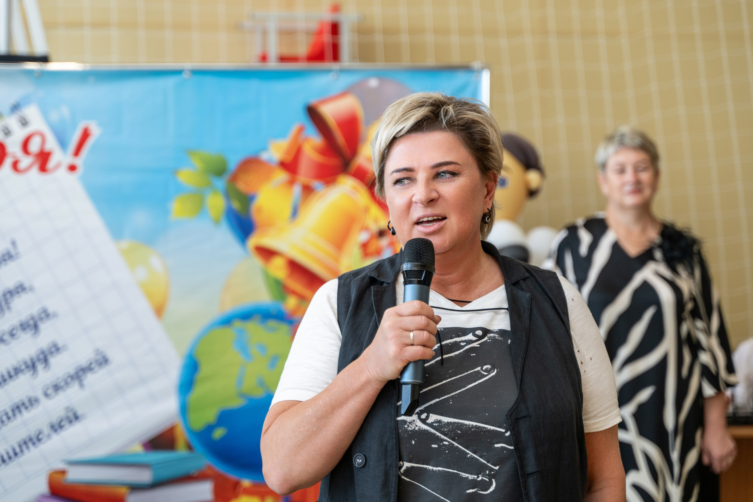 1 Сентября газопроводская школа 11 класс. Фотограф самых запоминающихся моментов Вашей жизни