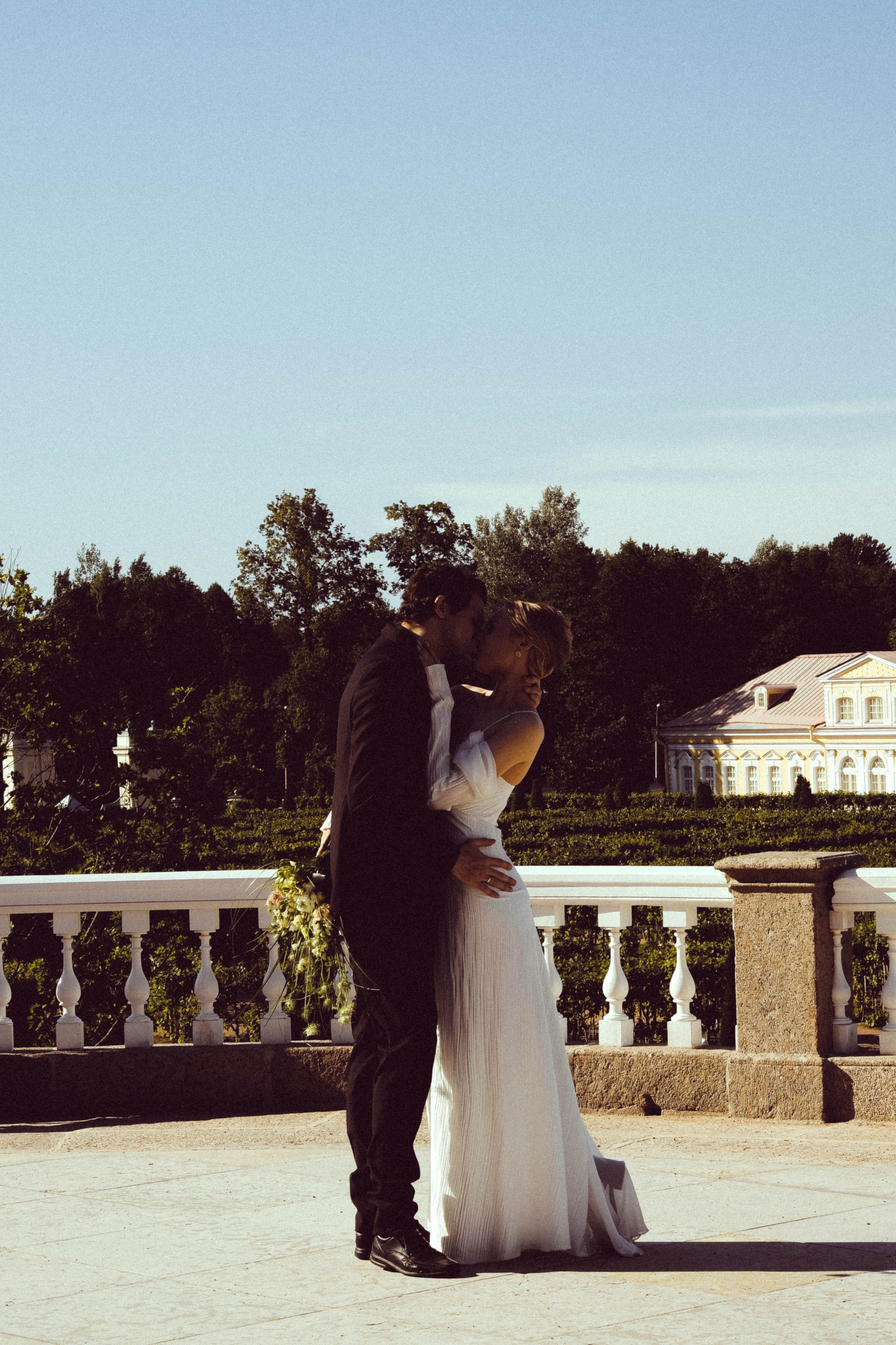 СВАДЕБНАЯ СЬЕМКА В ПАРКЕ ОРАНИЕНБАУМ. Профессиональный фотограф, Санкт-Петербург — Виктория Богомолова
