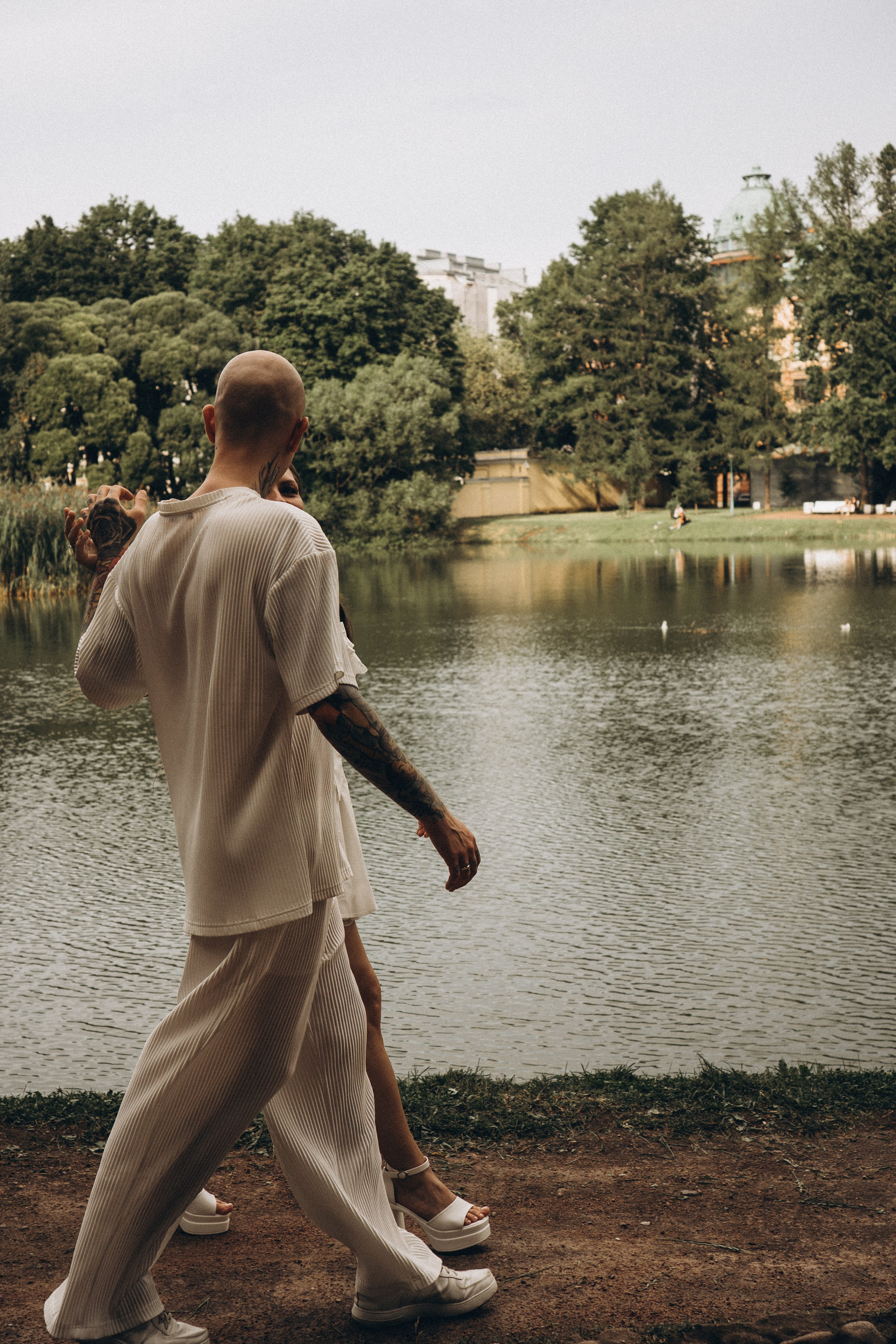 СВАДЕБНАЯ ПРОГУЛКА ПО ТАВРИЧЕСКОМУ САДУ И НЕВСКОЙ РАТУШЕ. Профессиональный фотограф, Санкт-Петербург — Виктория Богомолова