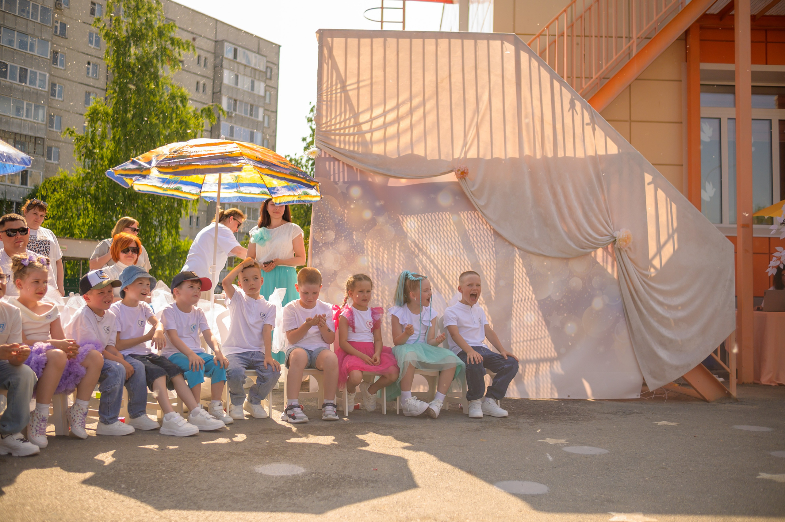 Репортаж выпускного группа «Фантазёры» 3 садик. Фотограф новорожденных, семейный детский в Тюмени Татьяна Морозова