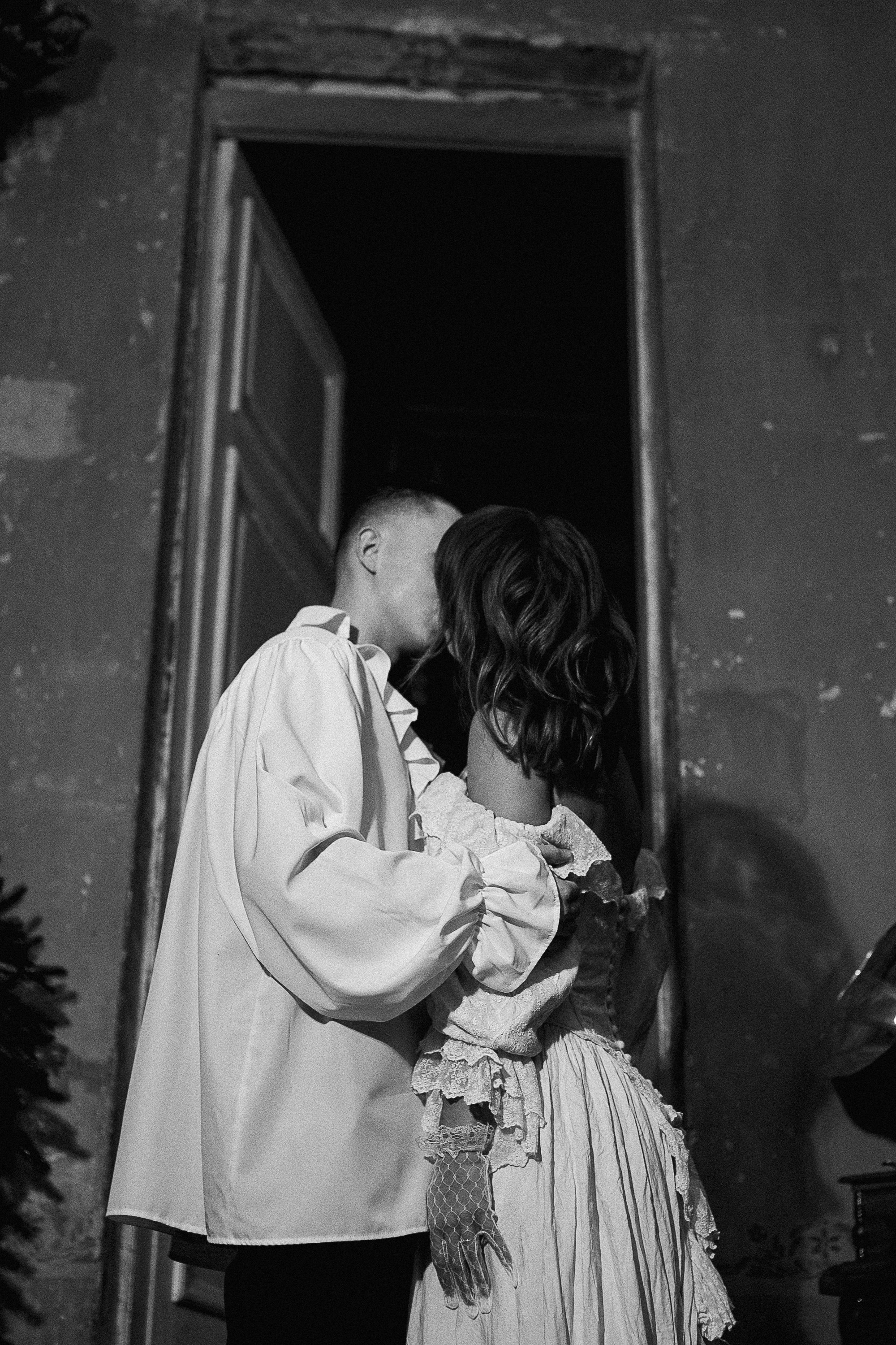 Свадебная фотосессия в фотостудии Птичка. Свадебный и семейный фотограф Виолетта Сидельникова. Краснодар, Россия, Беларусь, Европа