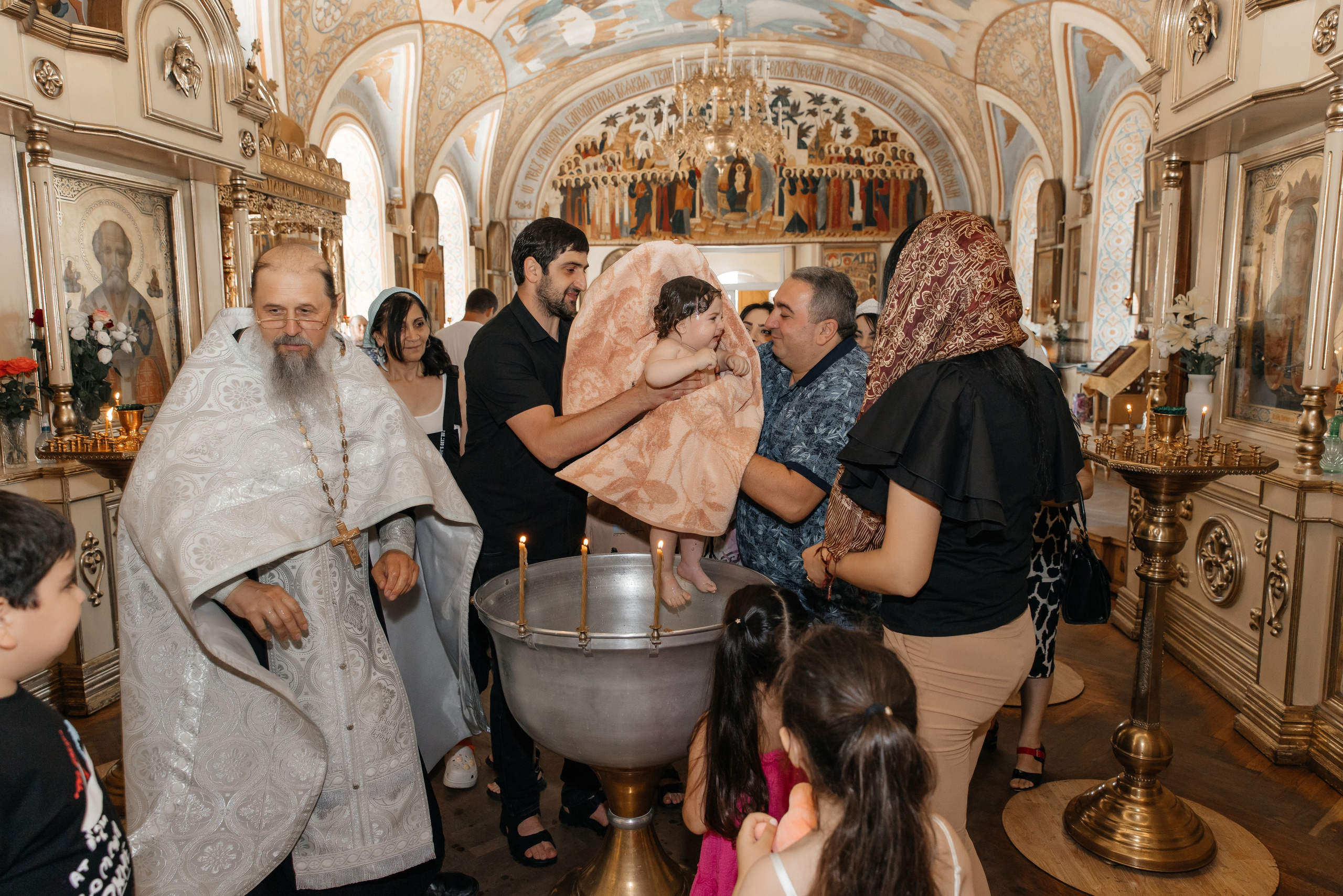 Крестины 4. Главная