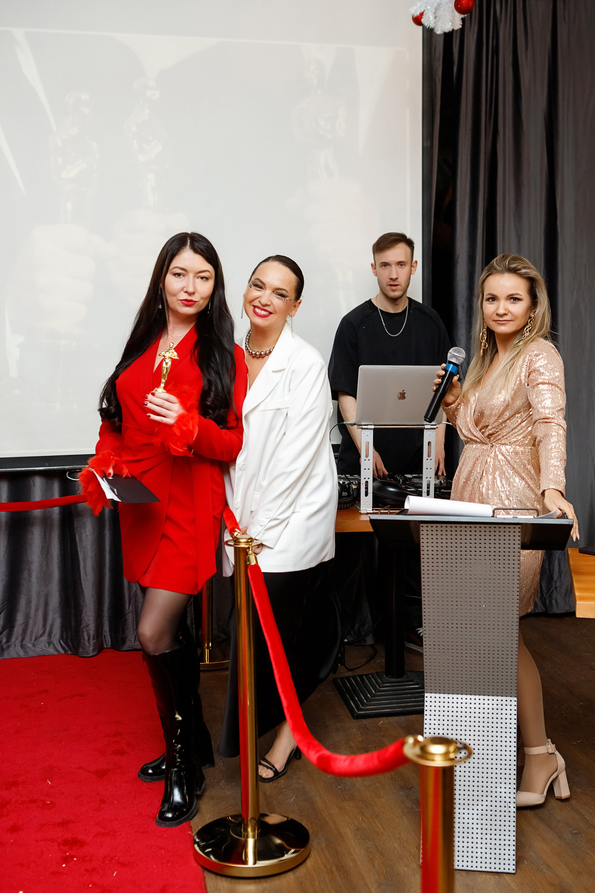 Hit Meet. Репортажный и семейный фотограф в Новосибирске Елена Каменева