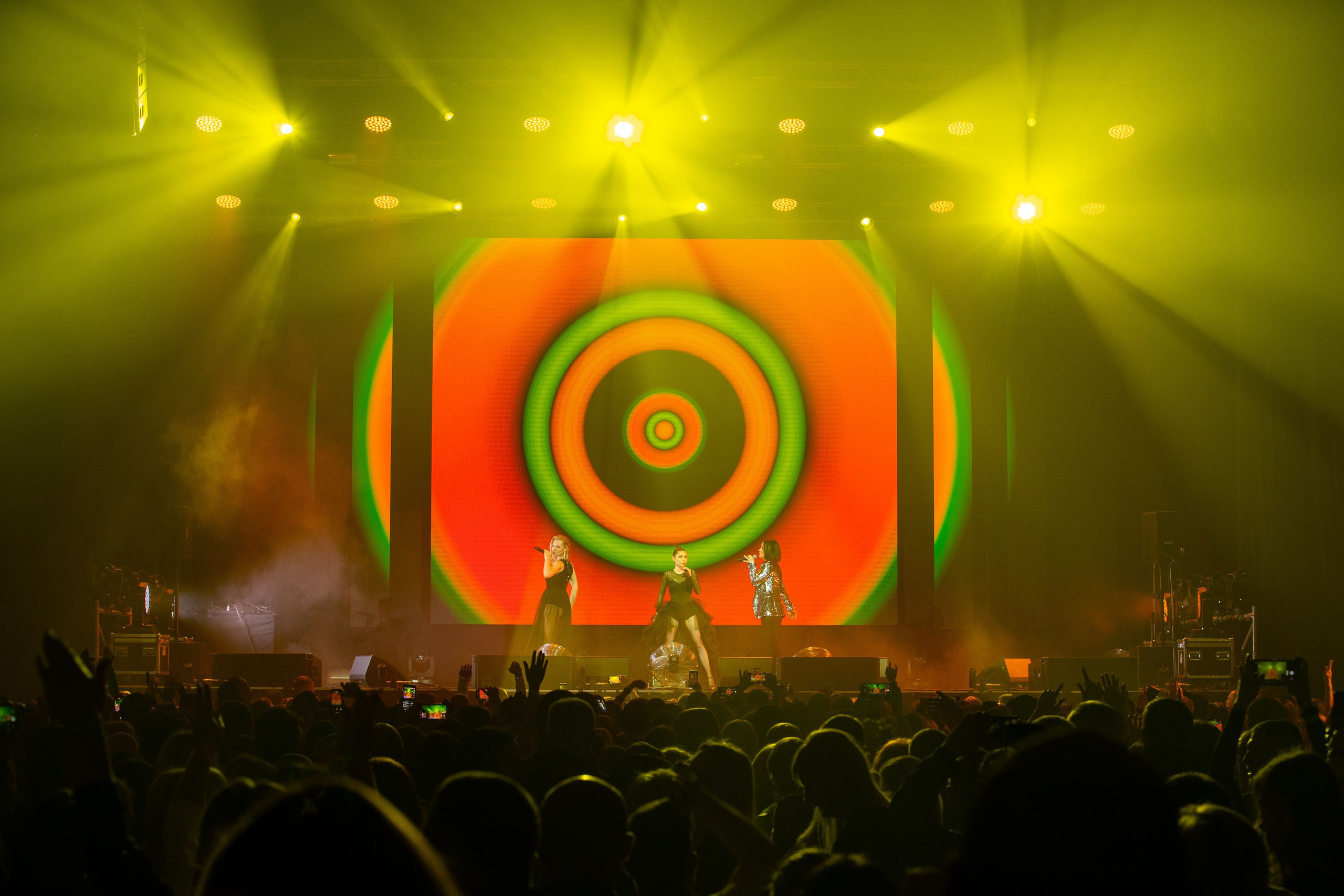 Дискотека 90-х. Репортажный фотограф во Владивостоке