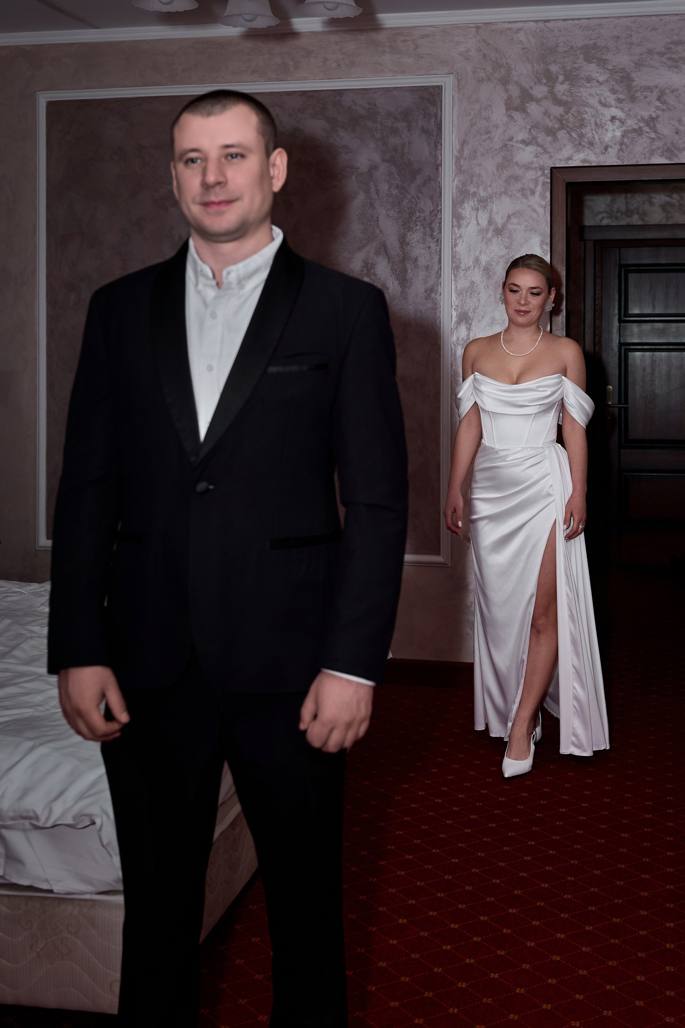 Утро невесты и свадебная фотосессия в гостинице