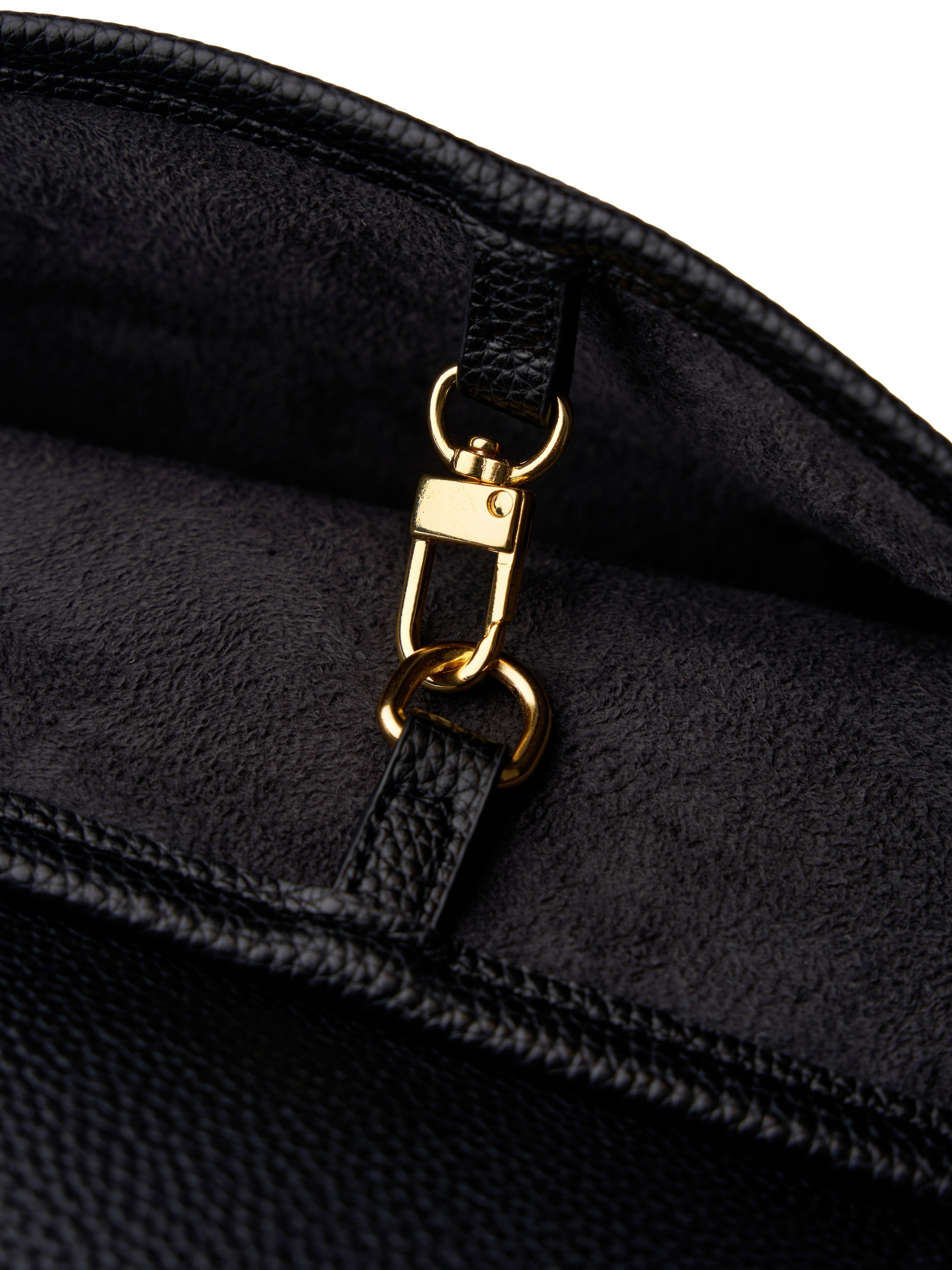 Кожаная сумка для маркетплейсов. Предметный фотограф в Екатеринбурге