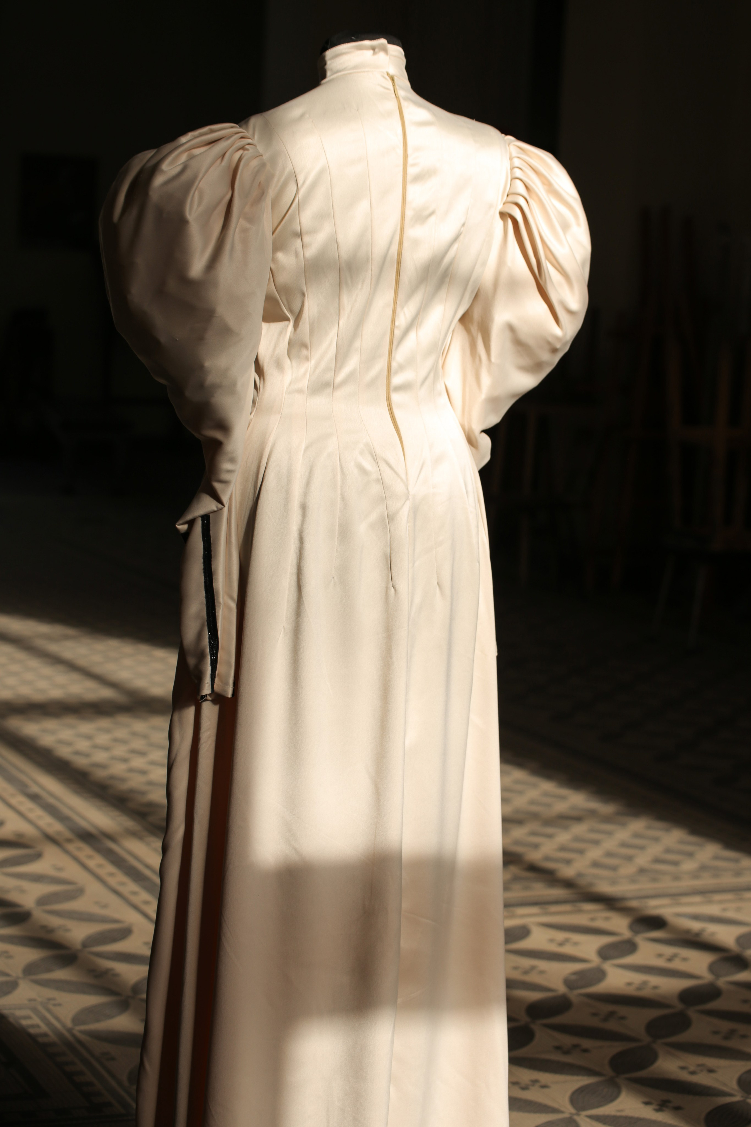 Ламановой. Костюмер, художник кино и телевидения в спб