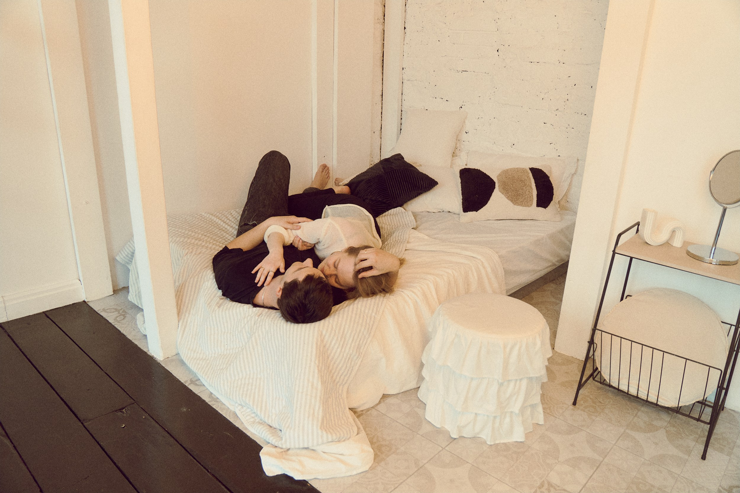 Эля и Никита | домик+улица. Фотограф, рассказывающий истории // Софа Медведева // Екатерибург